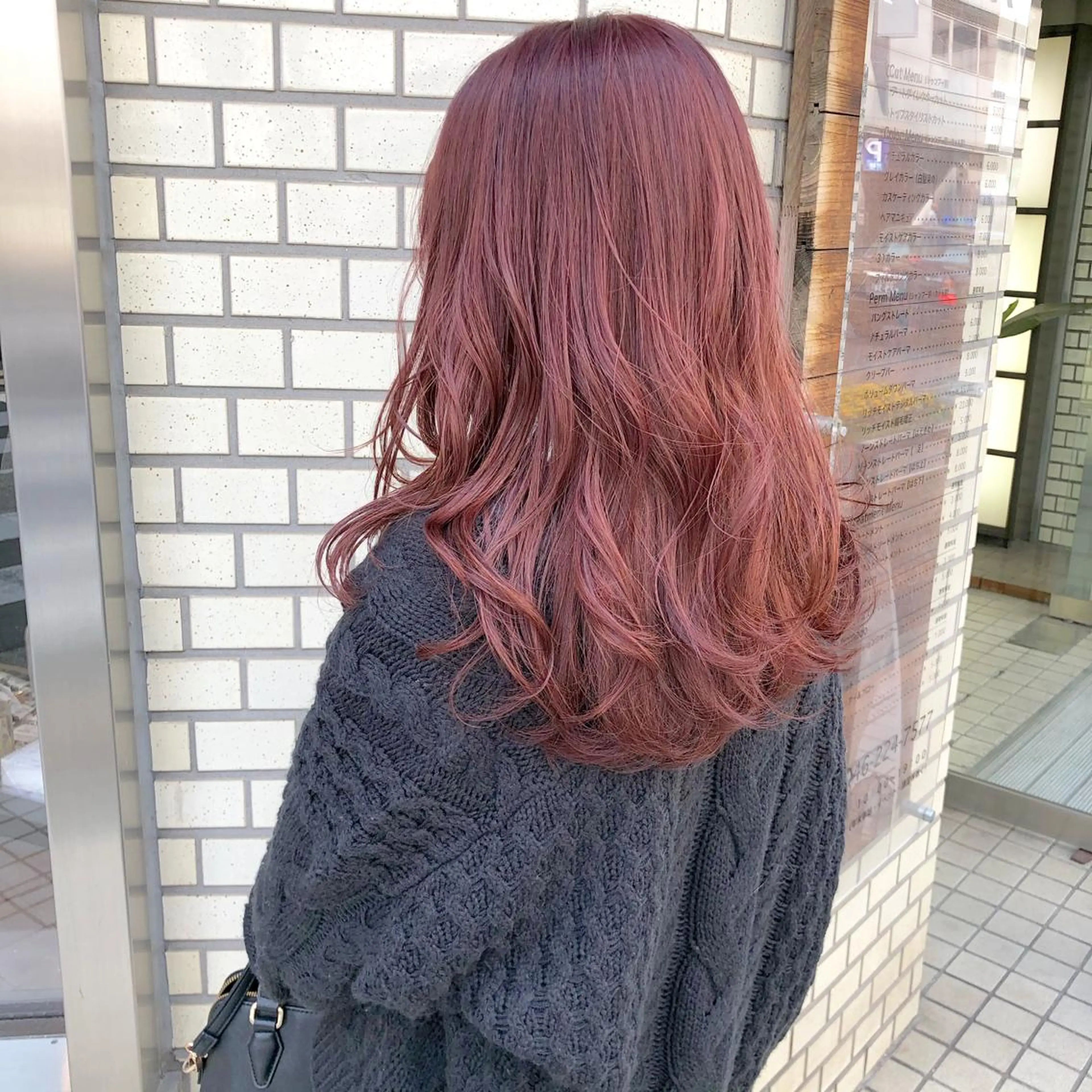 セミロング カラー パーマ ヘアアレンジ ピンクカラー ヘアカラー LUCK本厚木 浦住 貴大のヘアスタイル