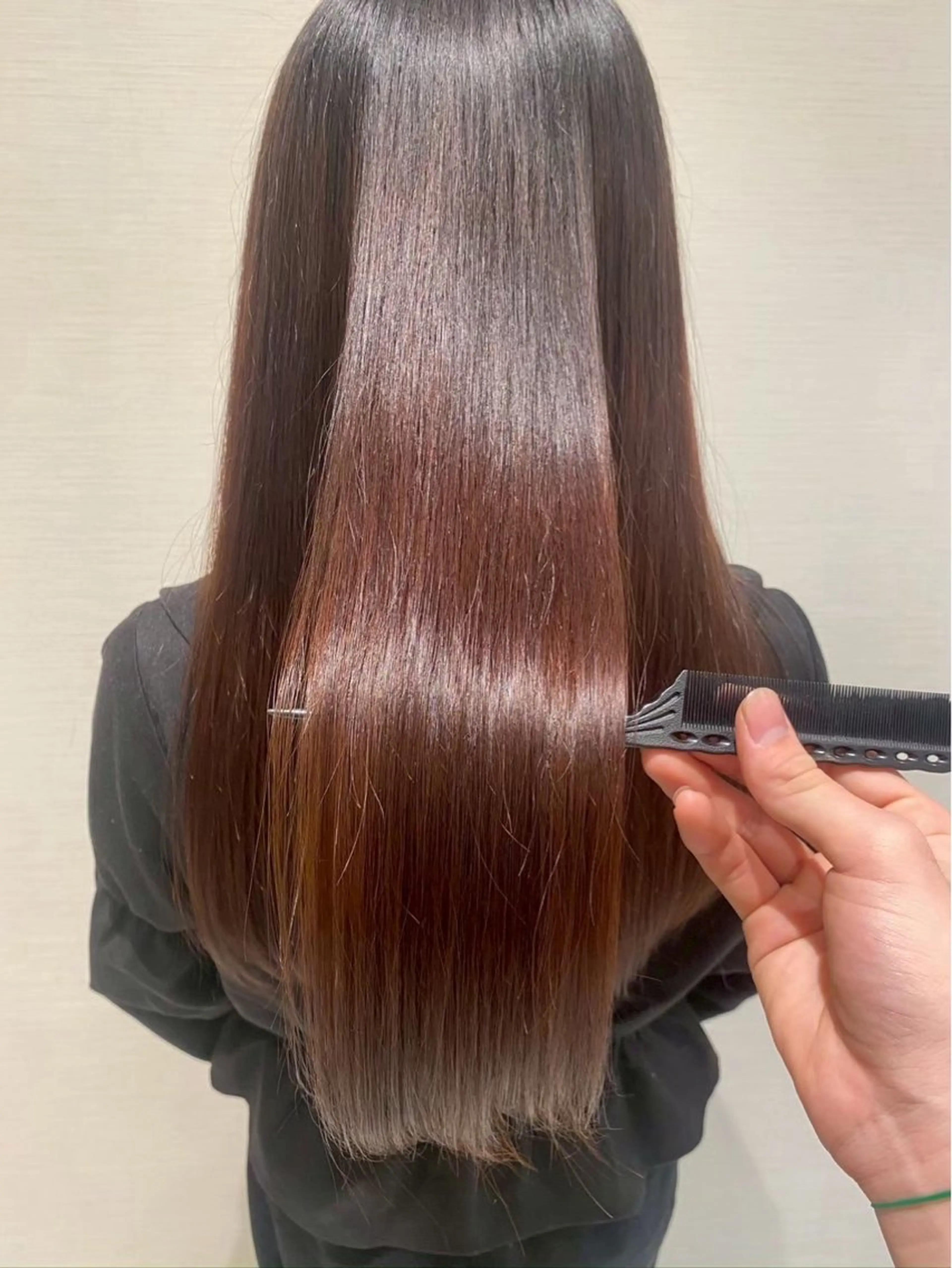 [レディース限定👱🏻‍♀️]艶髪縮毛矯正＋treatment🥣ꕀ꙳の写真