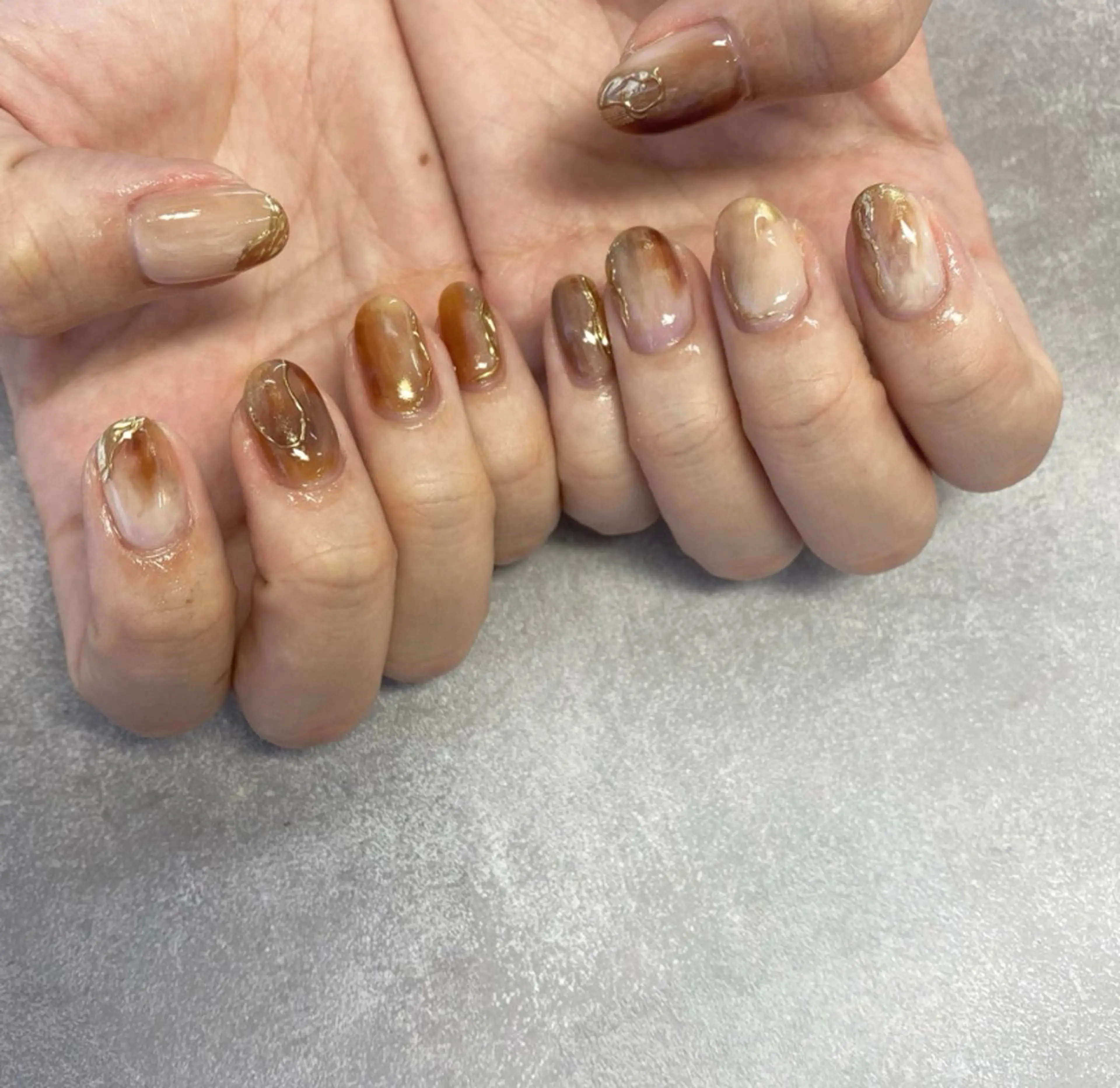 ミディアム ハンドネイル nailst 高橋のネイルデザイン