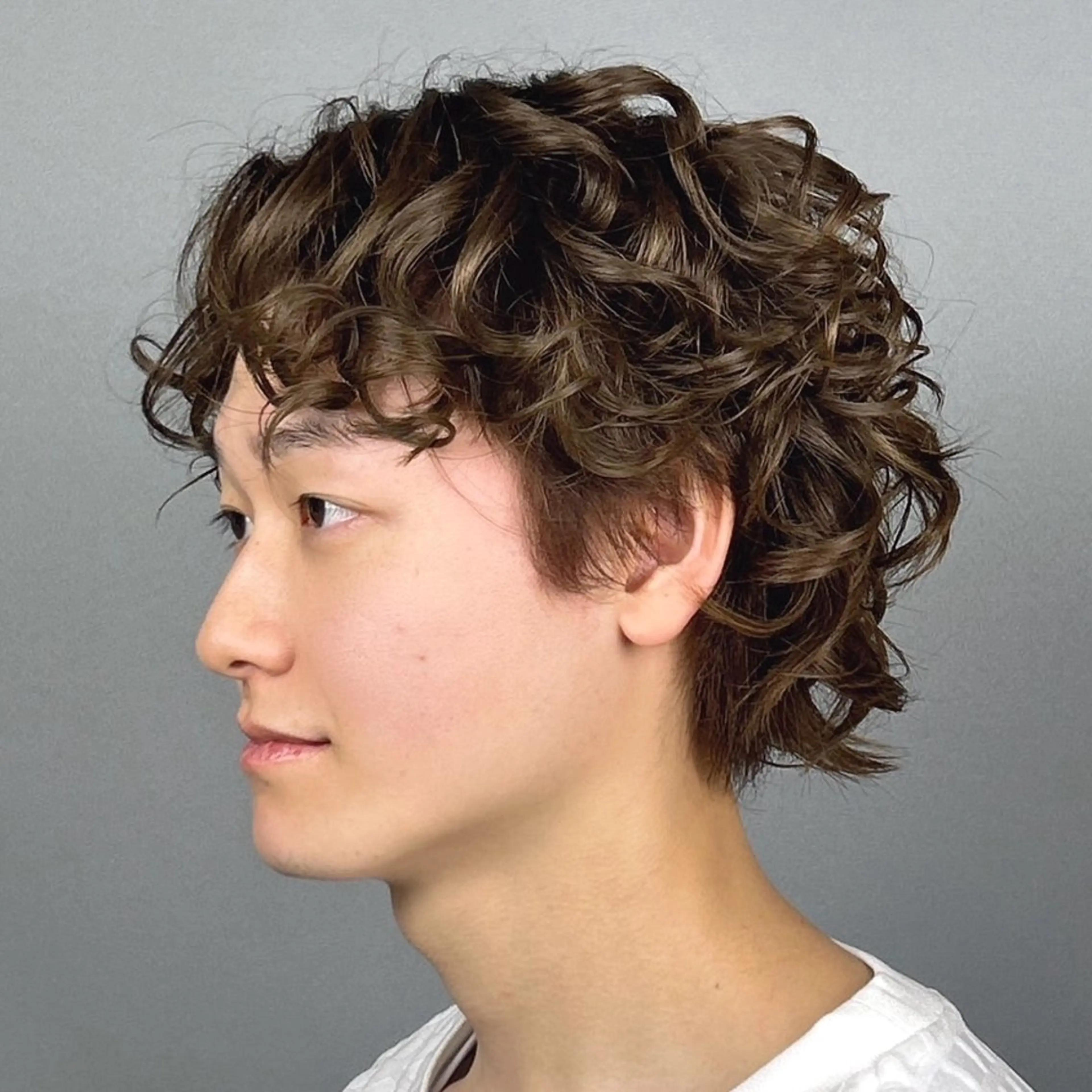 ミディアム カラー パーマ ヘアアレンジ メンズ ヘアカラー トリートメント 韓国ヘアADOR HARUKIのヘアスタイル