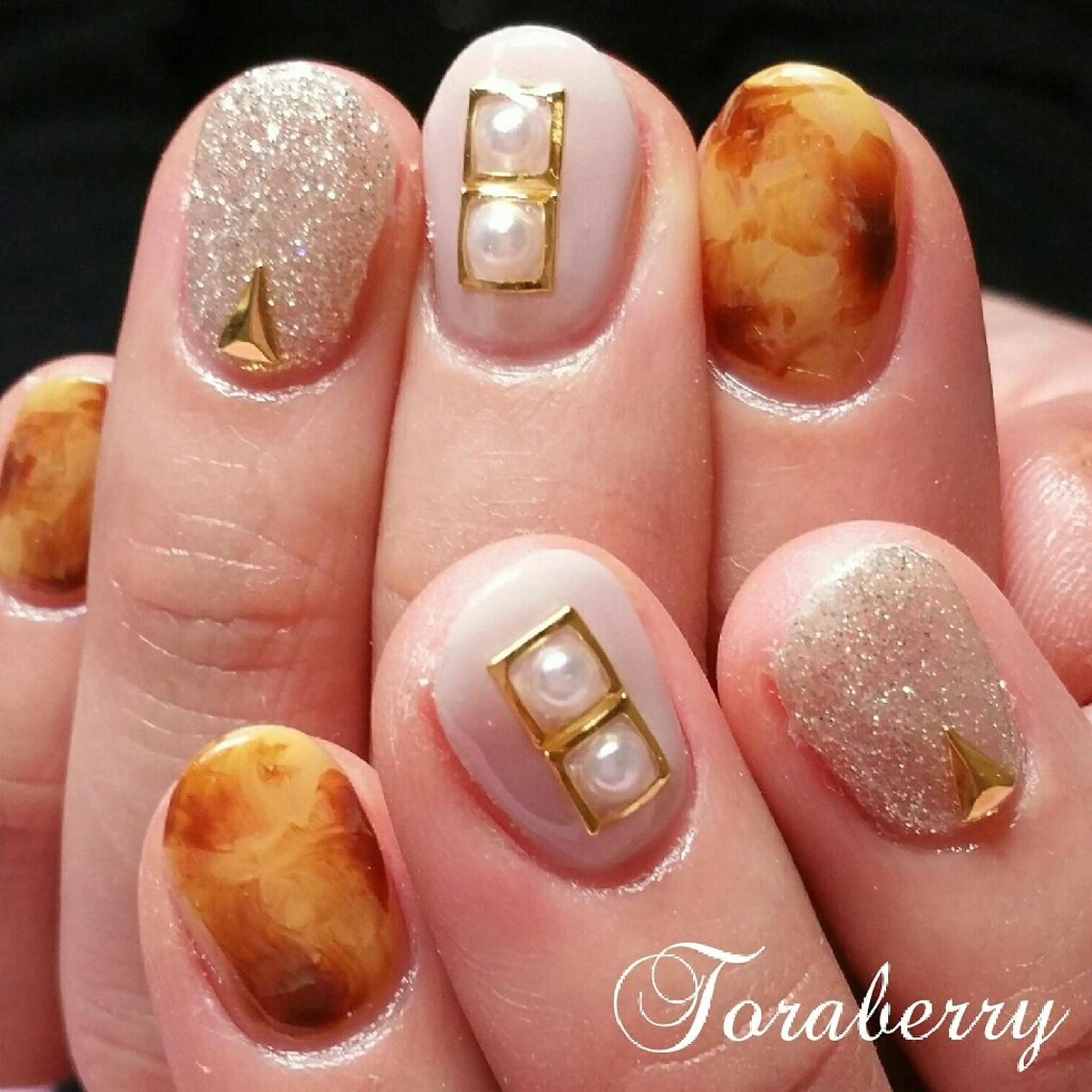 ネイル べっ甲ネイル ハンドネイル ネイリスト なつみのネイルデザイン