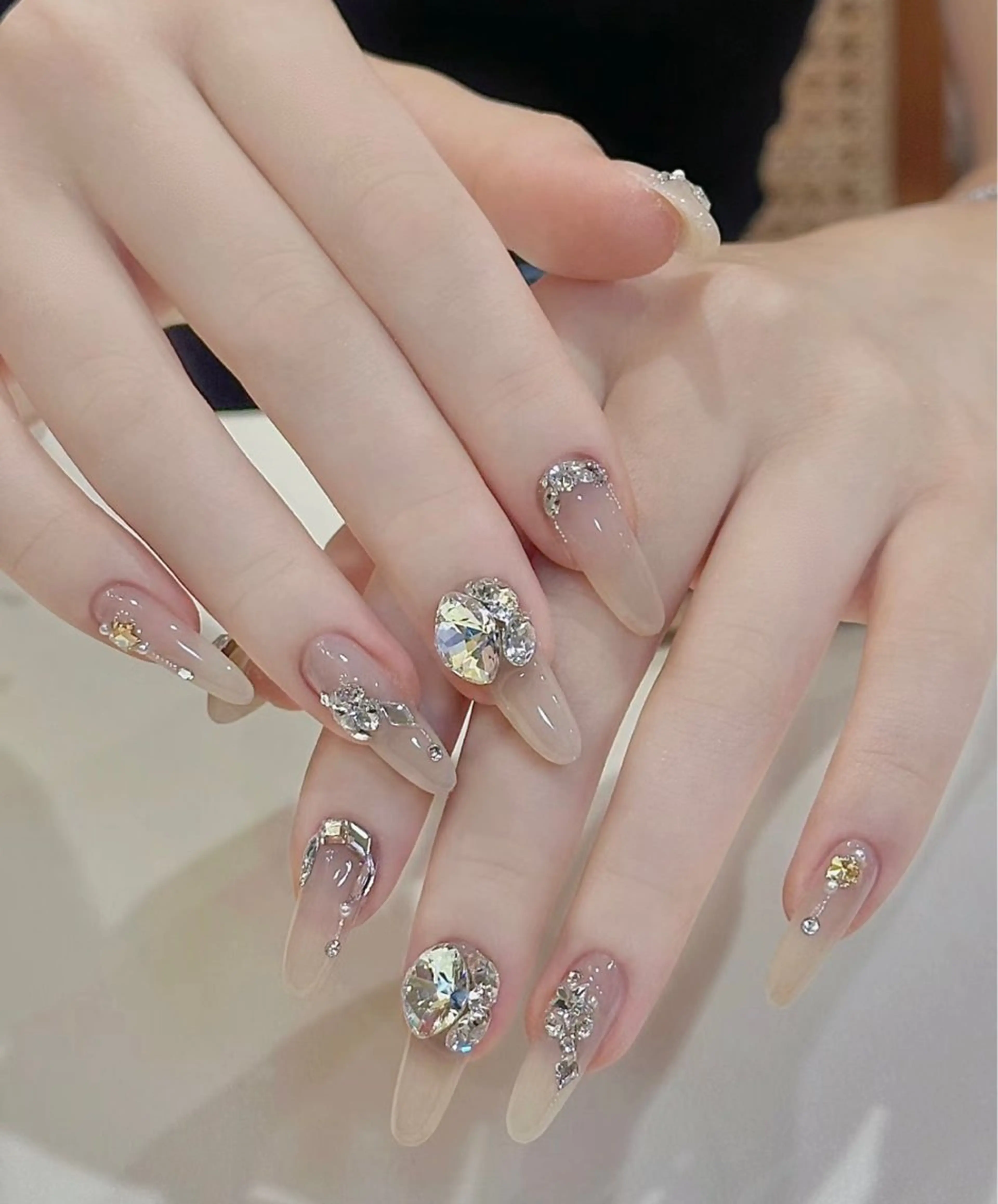 ネイル ハンドネイル ハンドケア 🍑 momo_nailのネイルデザイン