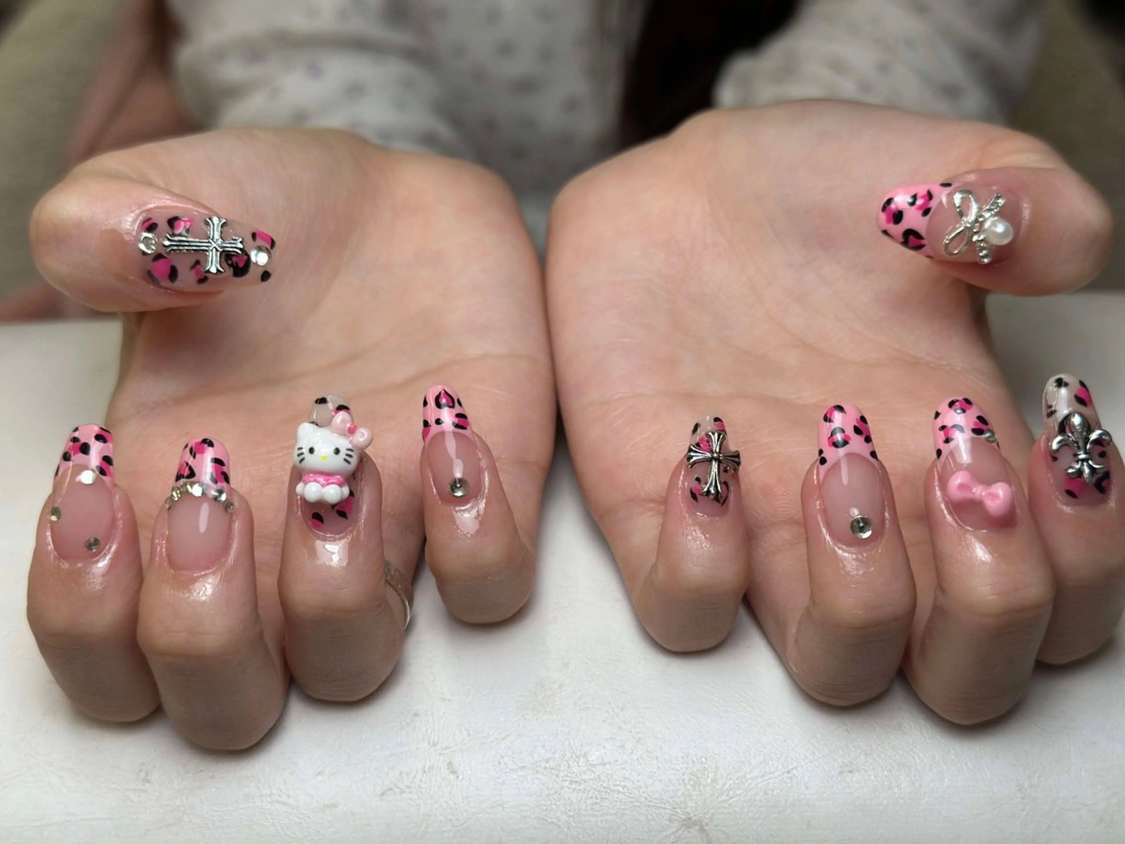 ネイル アートネイル フレンチネイル ジェルネイル ニュアンスネイル オフィスネイル ハンドネイル Nie Nail Salon所属・Nie Nail Shinokuboのネイルデザイン