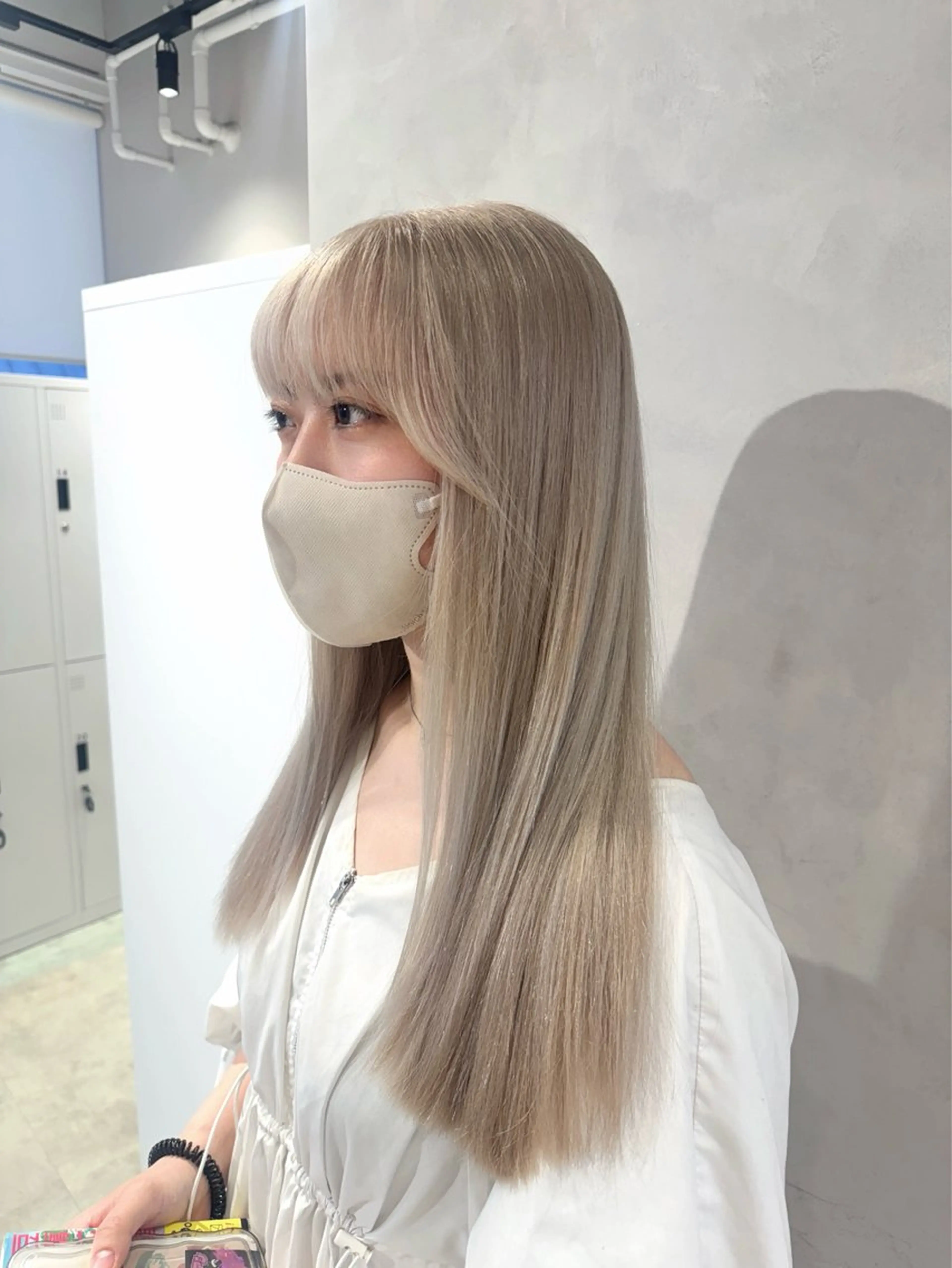 カラー ベージュカラー ホワイトベージュ カット ヘアカラー トリートメント 透明感カラー✨艶髪 制作🌱山根あゆみのヘアスタイル