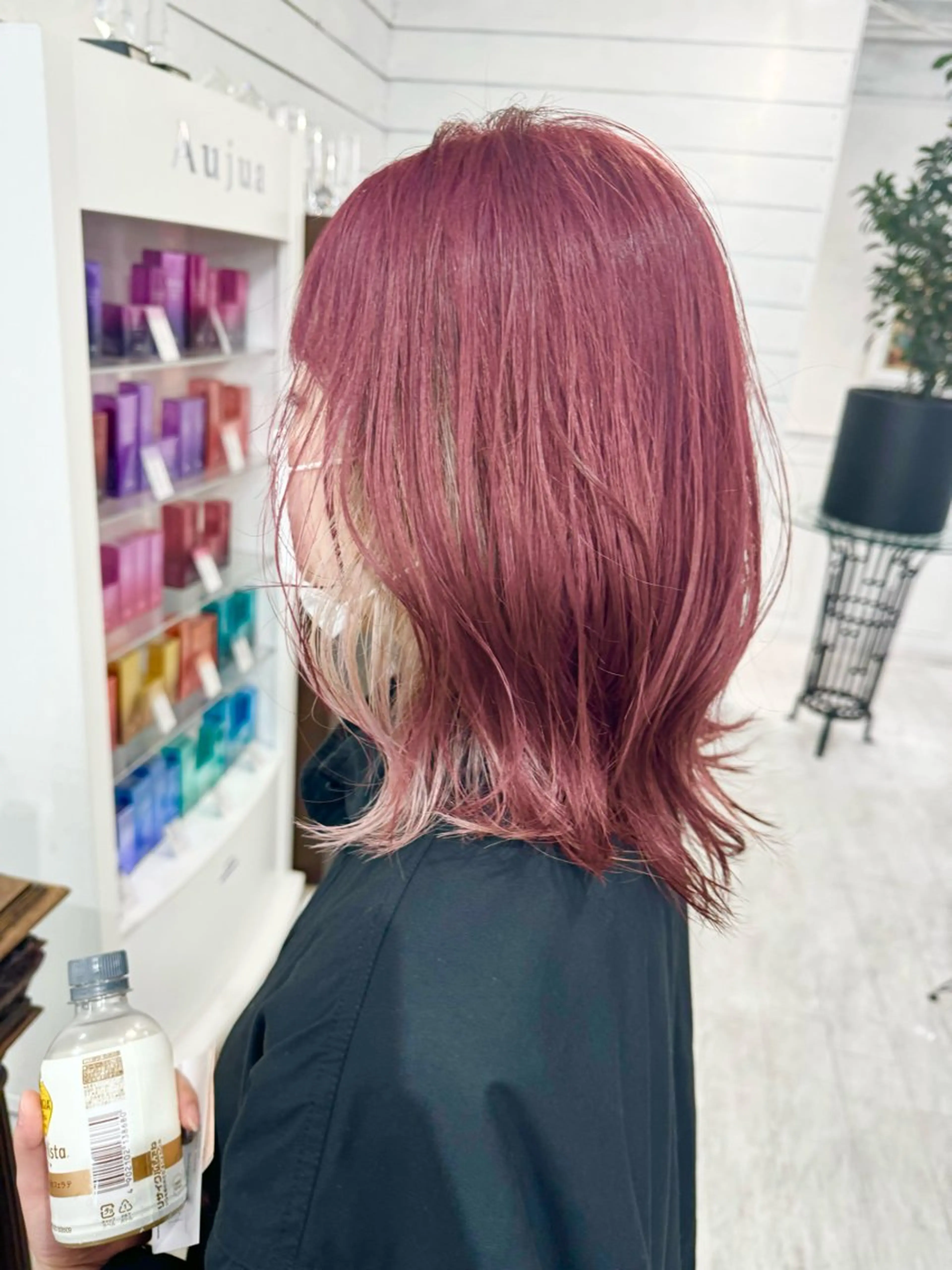 ミディアム カラー バレイヤージュ ミストバング ベージュカラー ブリーチ 抜きっぱなしブロンド SALOWIN札幌大通り所属・札幌ブリーチカラー/ ダブルカラー/ドイのヘアスタイル