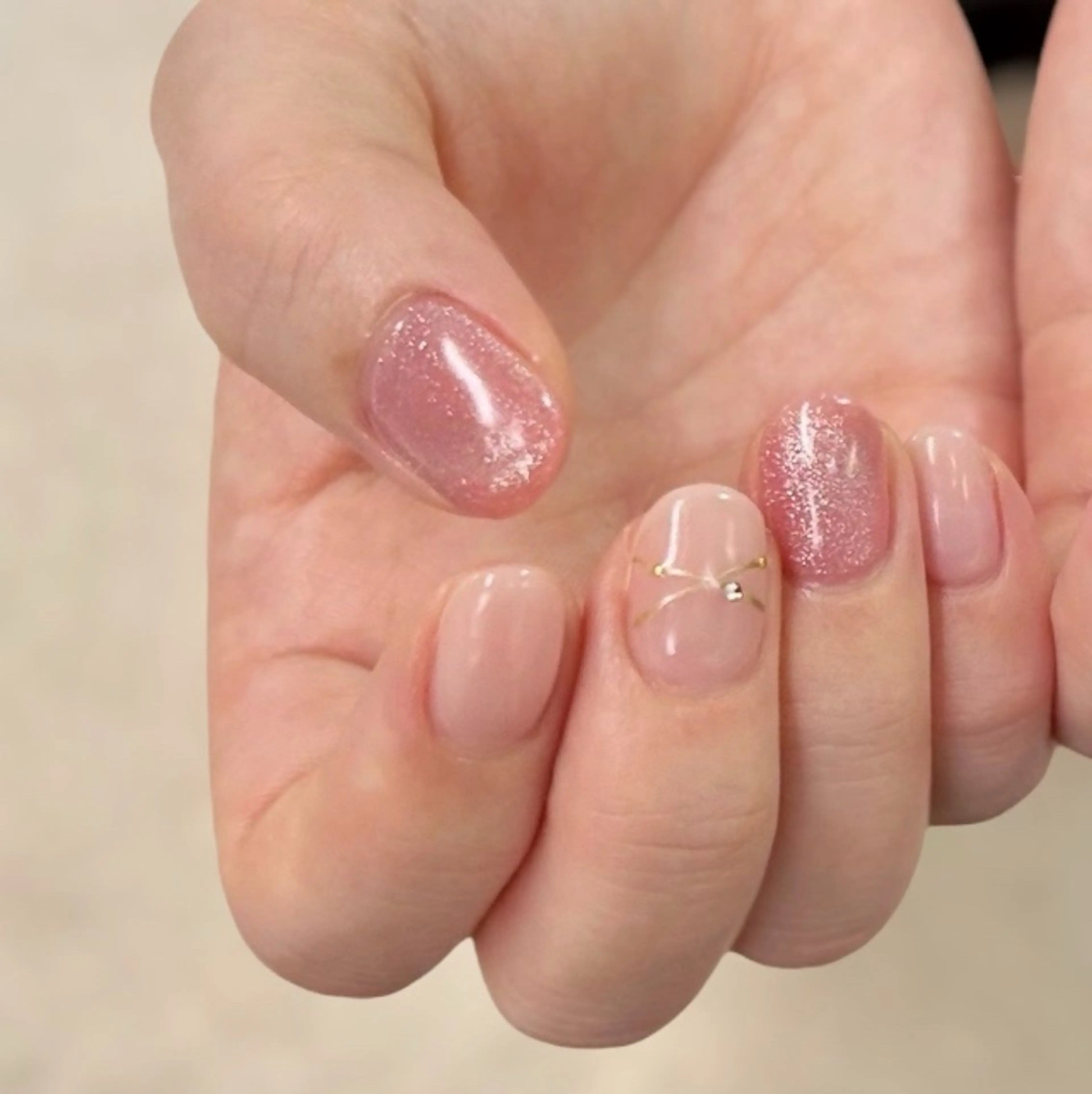 ネイル アトリエ　ミモザ所属・いまむら あかりのネイルデザイン