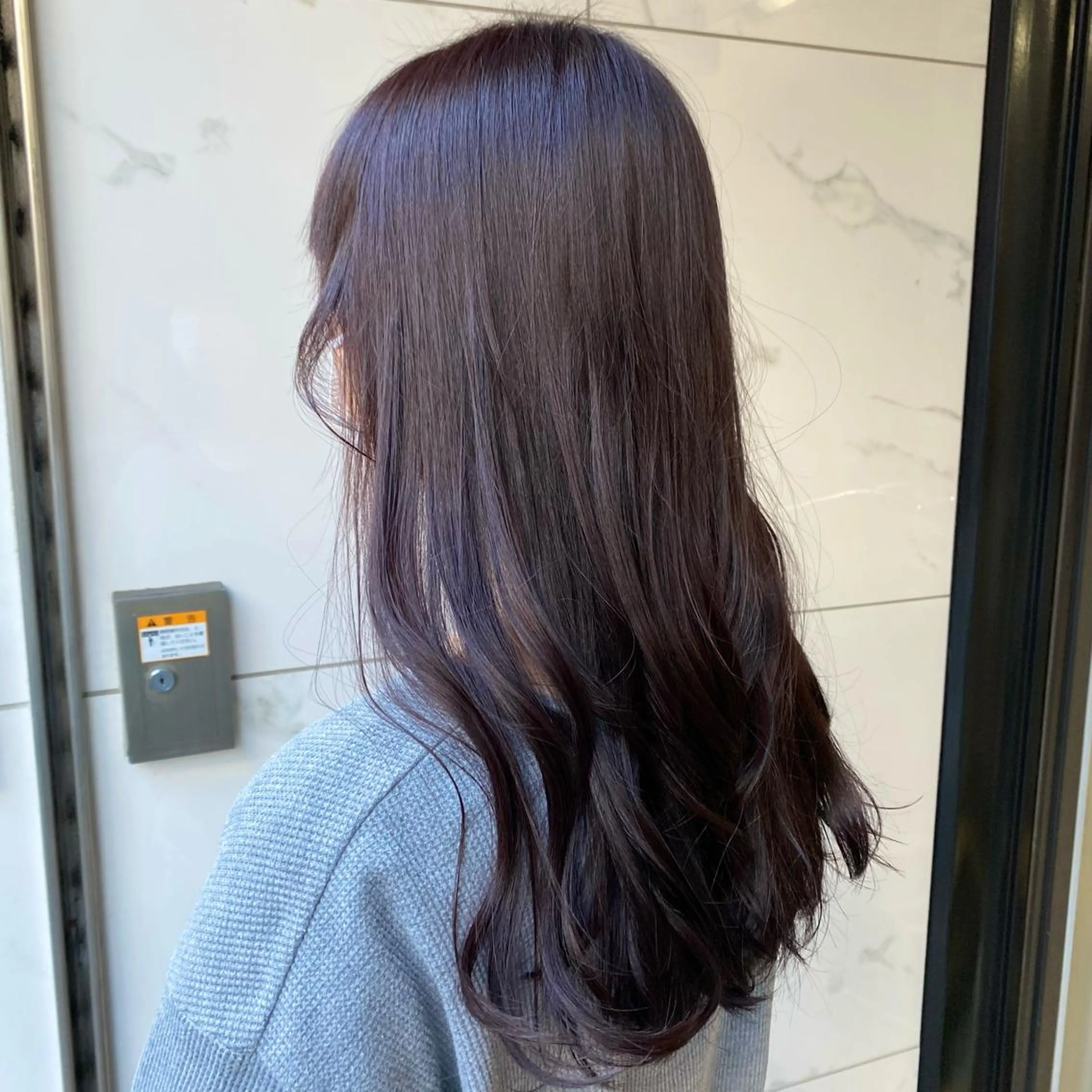 ロング カラー ベージュカラー ラベンダーカラー ラベンダーベージュ 増子 祐太朗のヘアスタイル