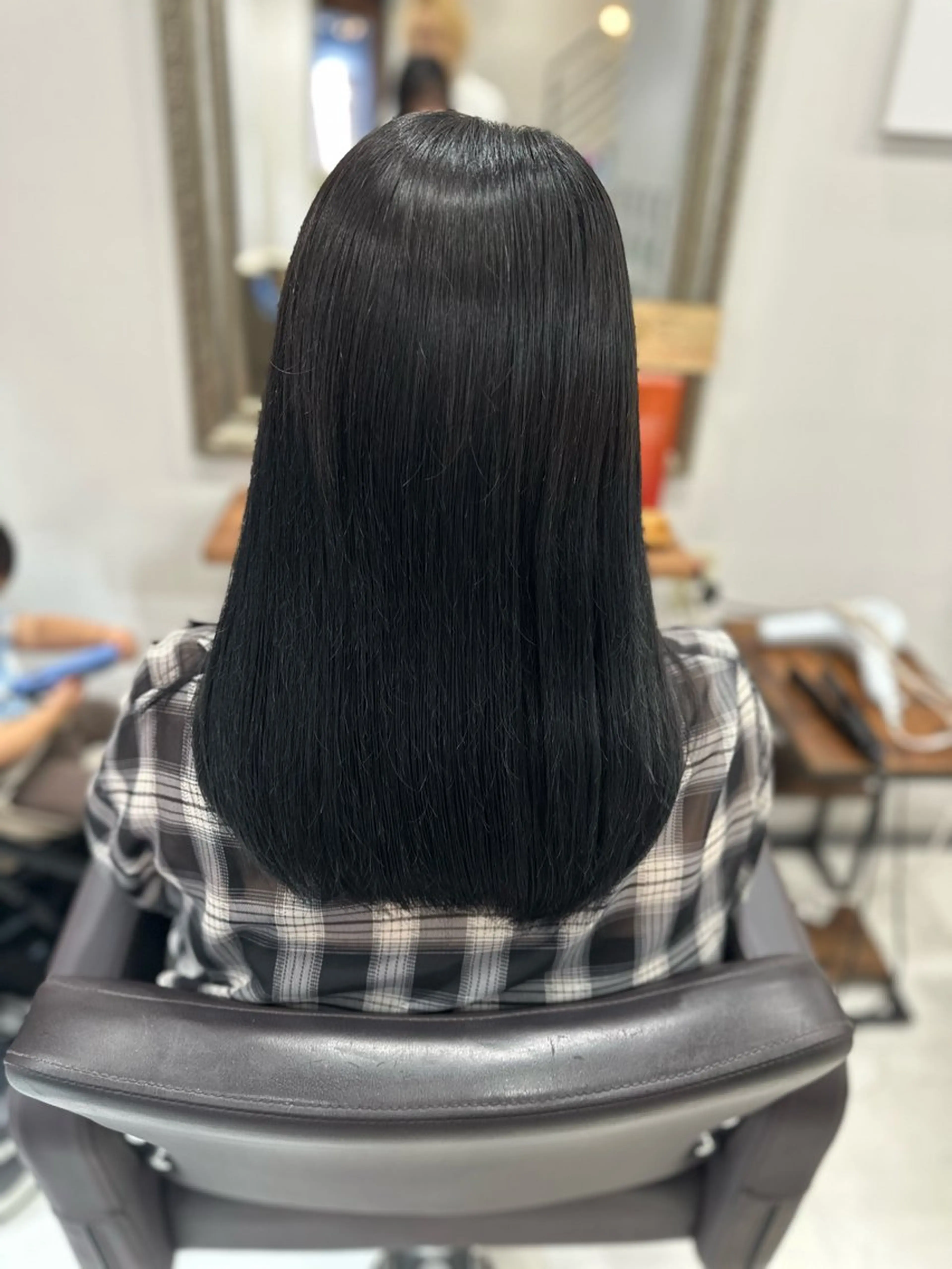 ミディアム カラー 黒髪 ブルーカラー ブルーブラック ヘアカラー モデル募集中🌷 yuraのヘアスタイル