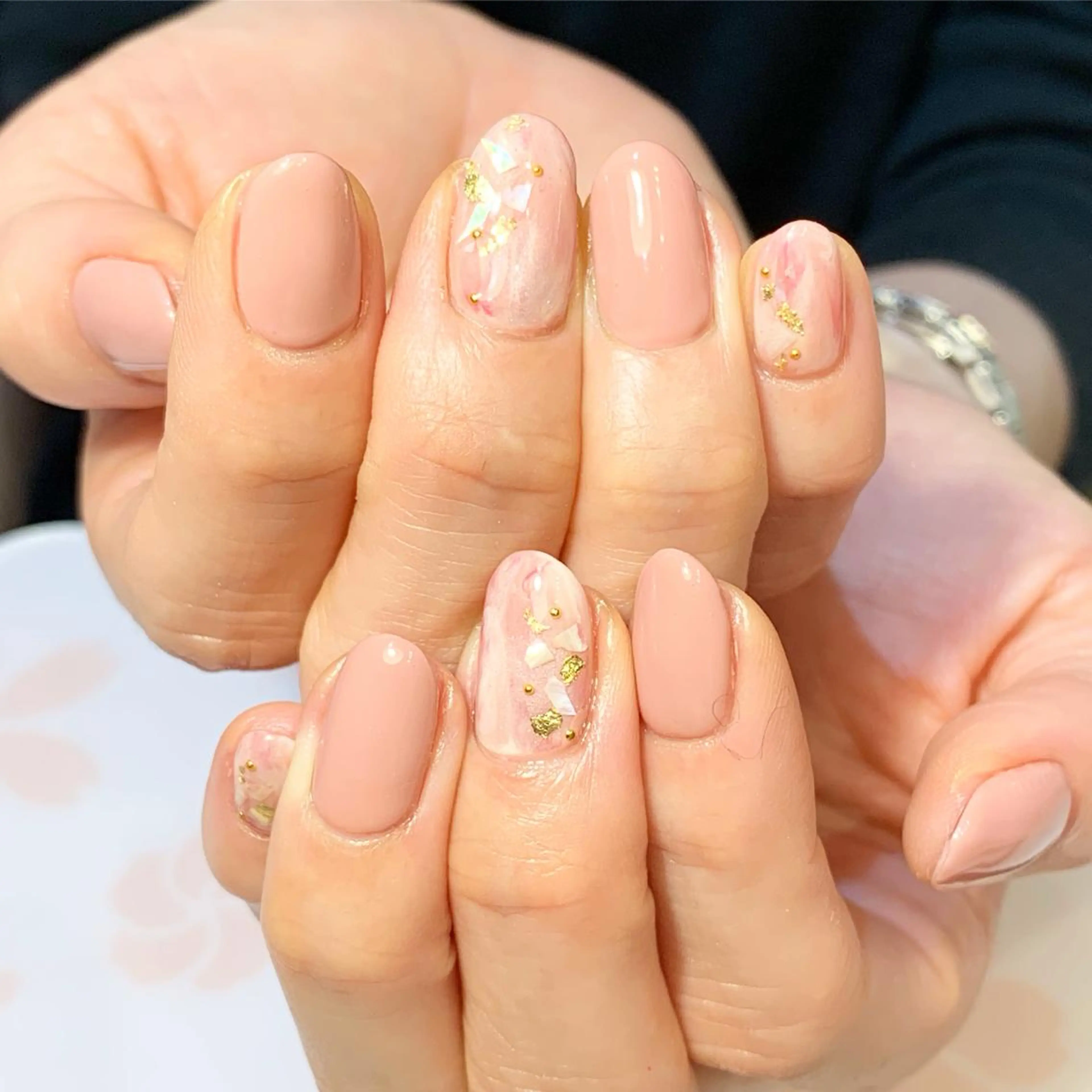ネイル alma nailsのネイルデザイン