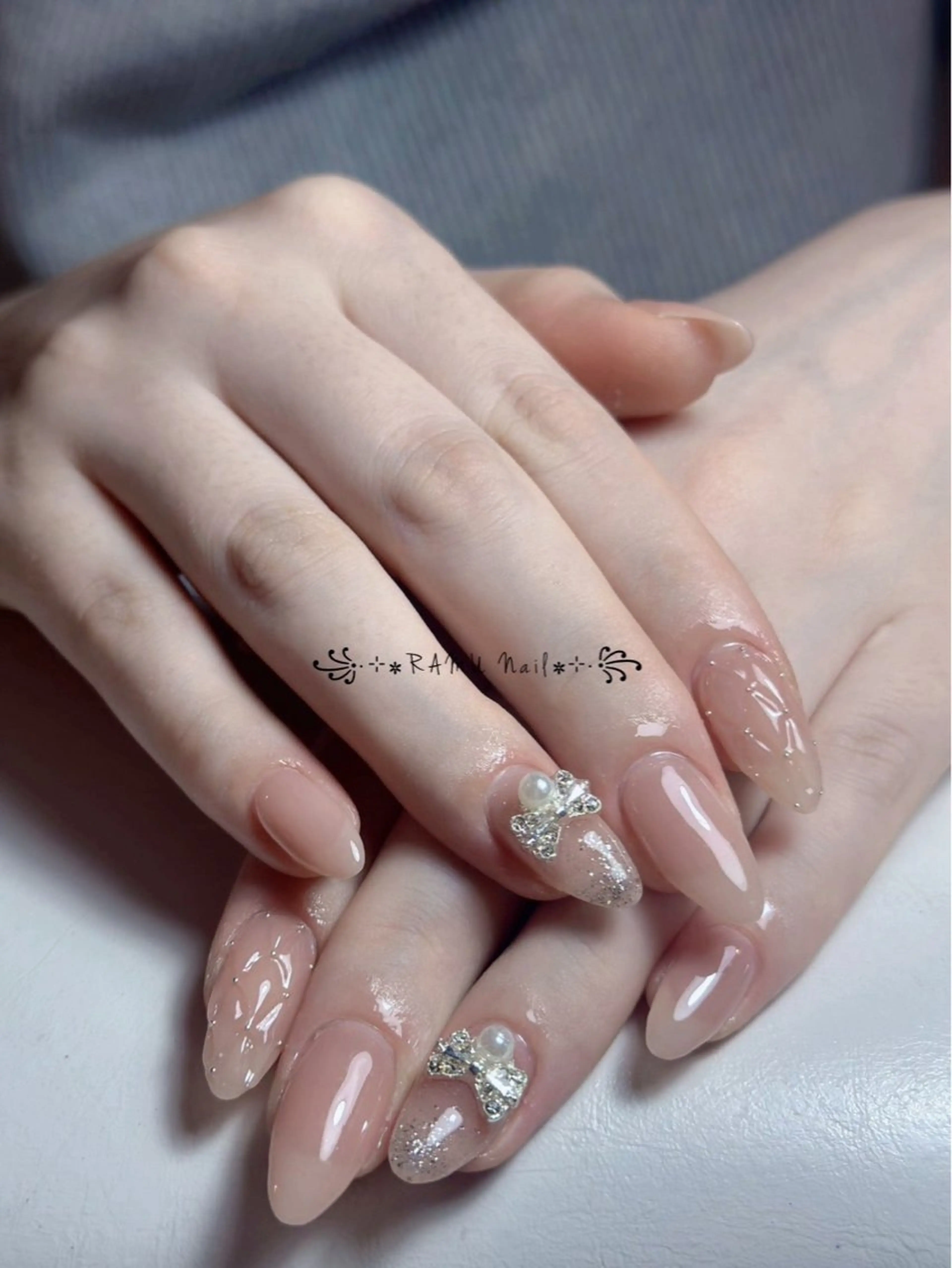 ネイル チークネイル フレンチネイル グラデーション キラキラネイル 韓国ネイル ハンドネイル RAMU_Nail 池袋店のネイルデザイン