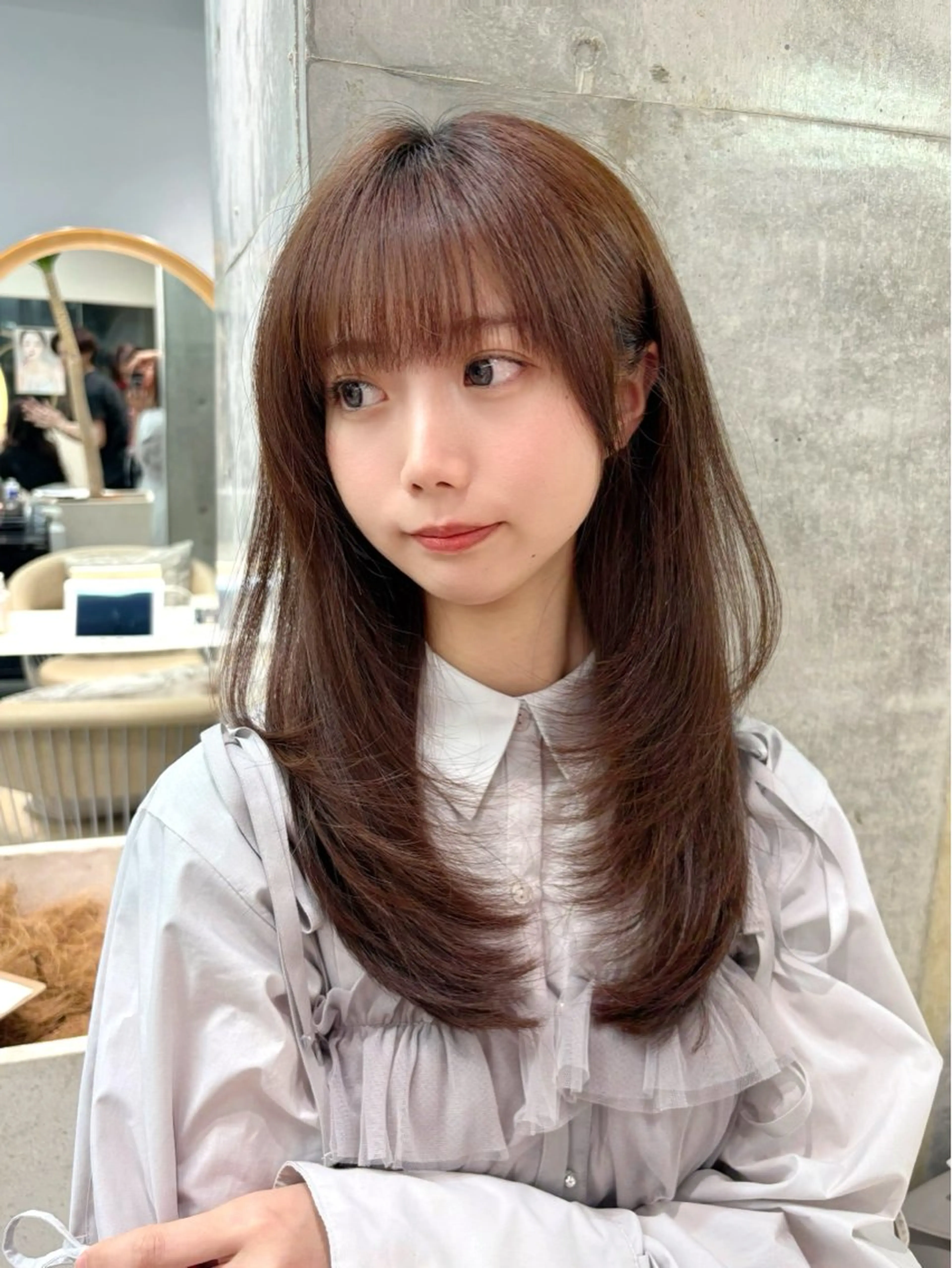 セミロング カット ヘアカラー トリートメント 韓国🇰🇷レイヤー 透明感/秀瑛🩶のヘアスタイル