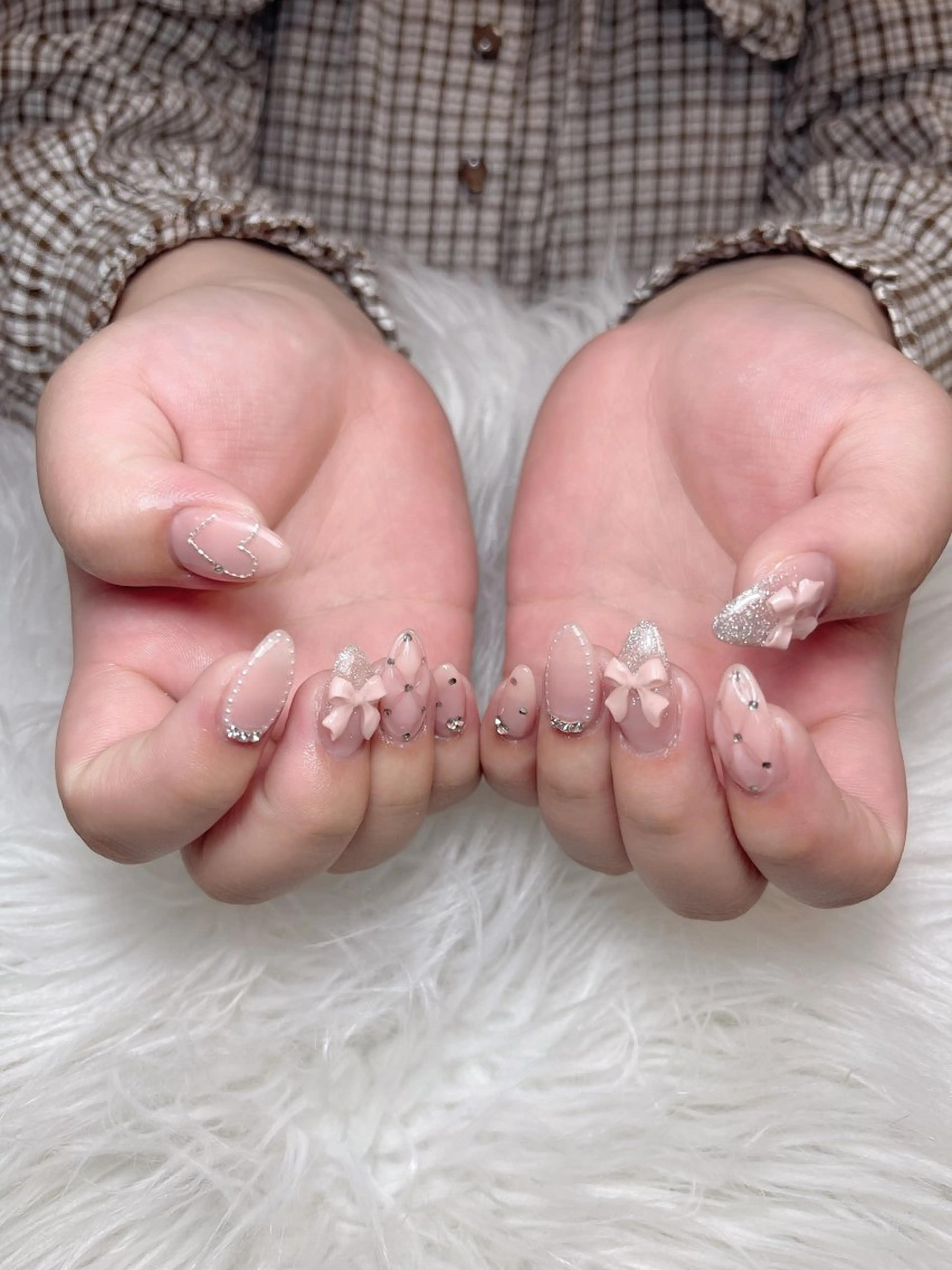 ネイル ハンドネイル THAO NGUYENのネイルデザイン