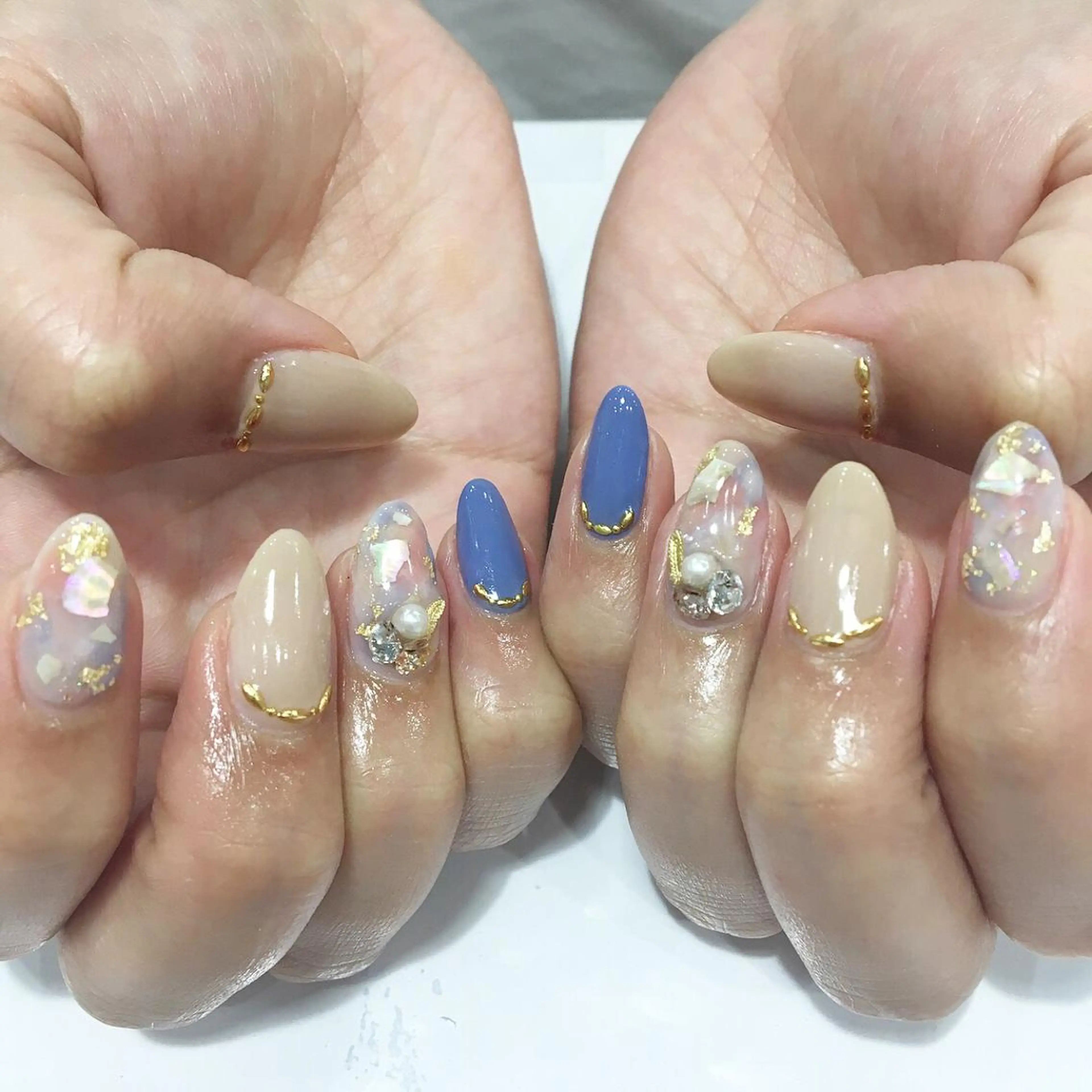 ネイル ニュアンスネイル Nailsalon Charis.yuのネイルデザイン