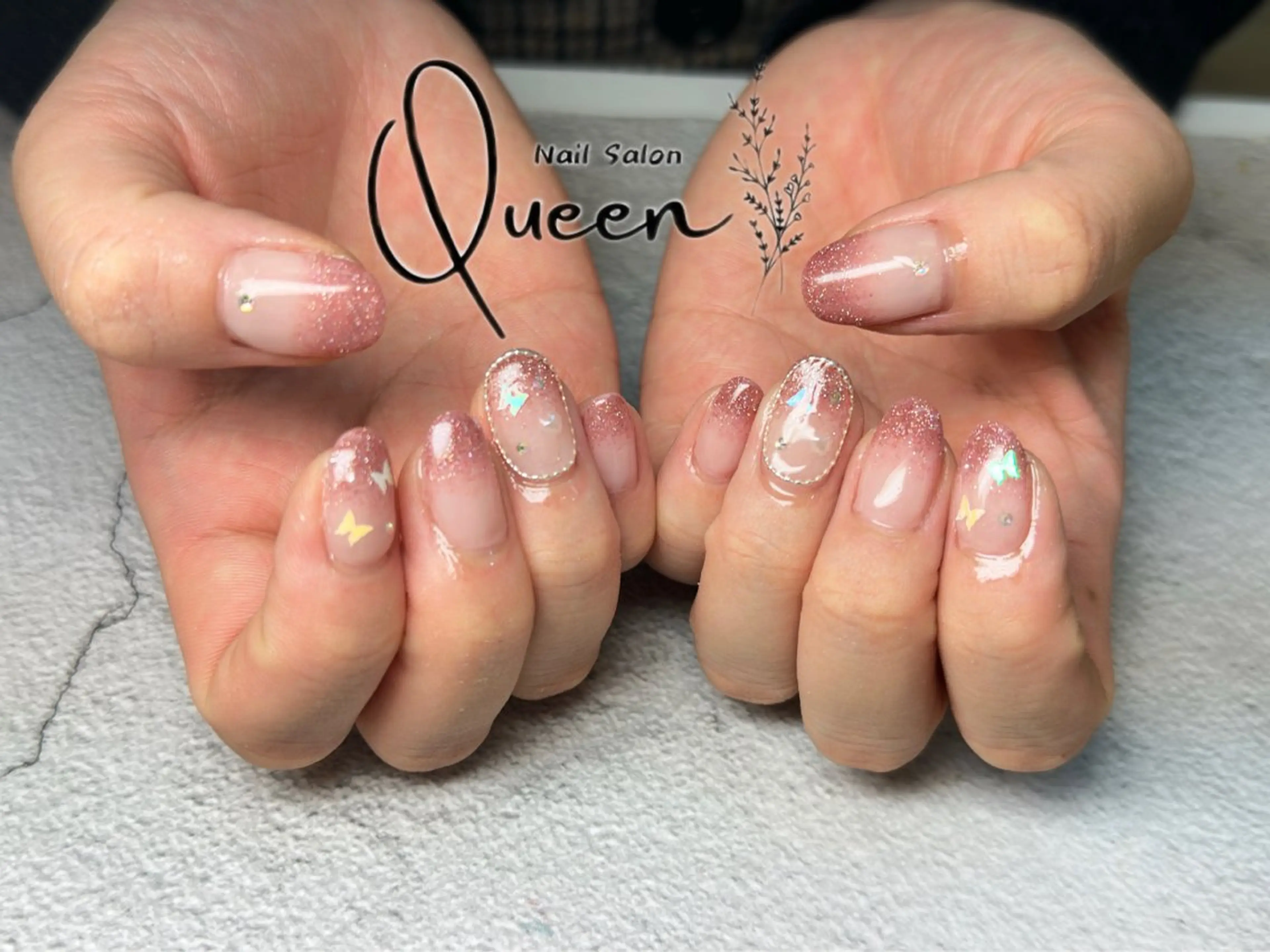 ネイル ハンドネイル Queennail 北堀江AYAのネイルデザイン