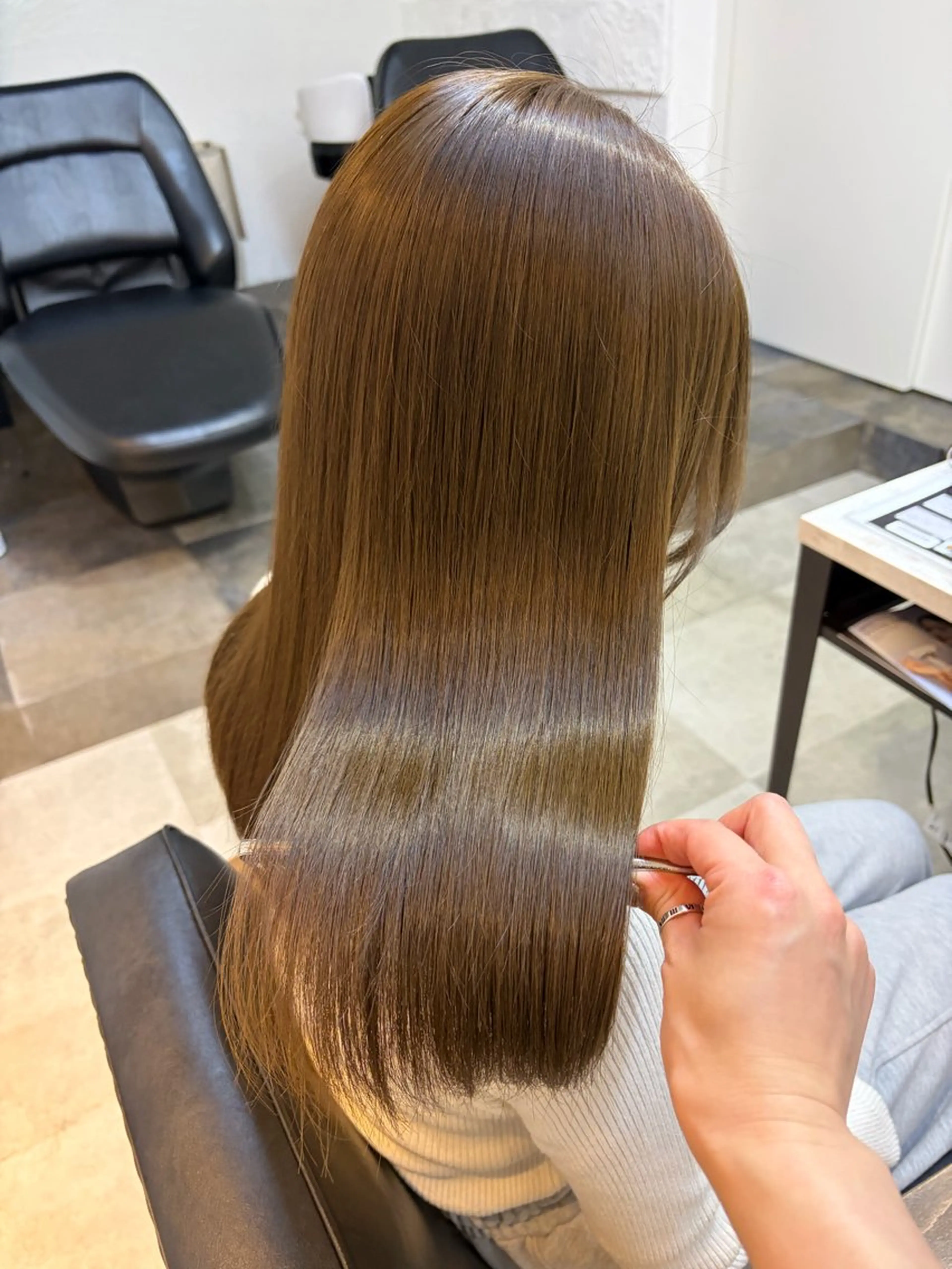 セミロング カラー 🥀韓国ヘア🥀 宮津真菜のヘアスタイル