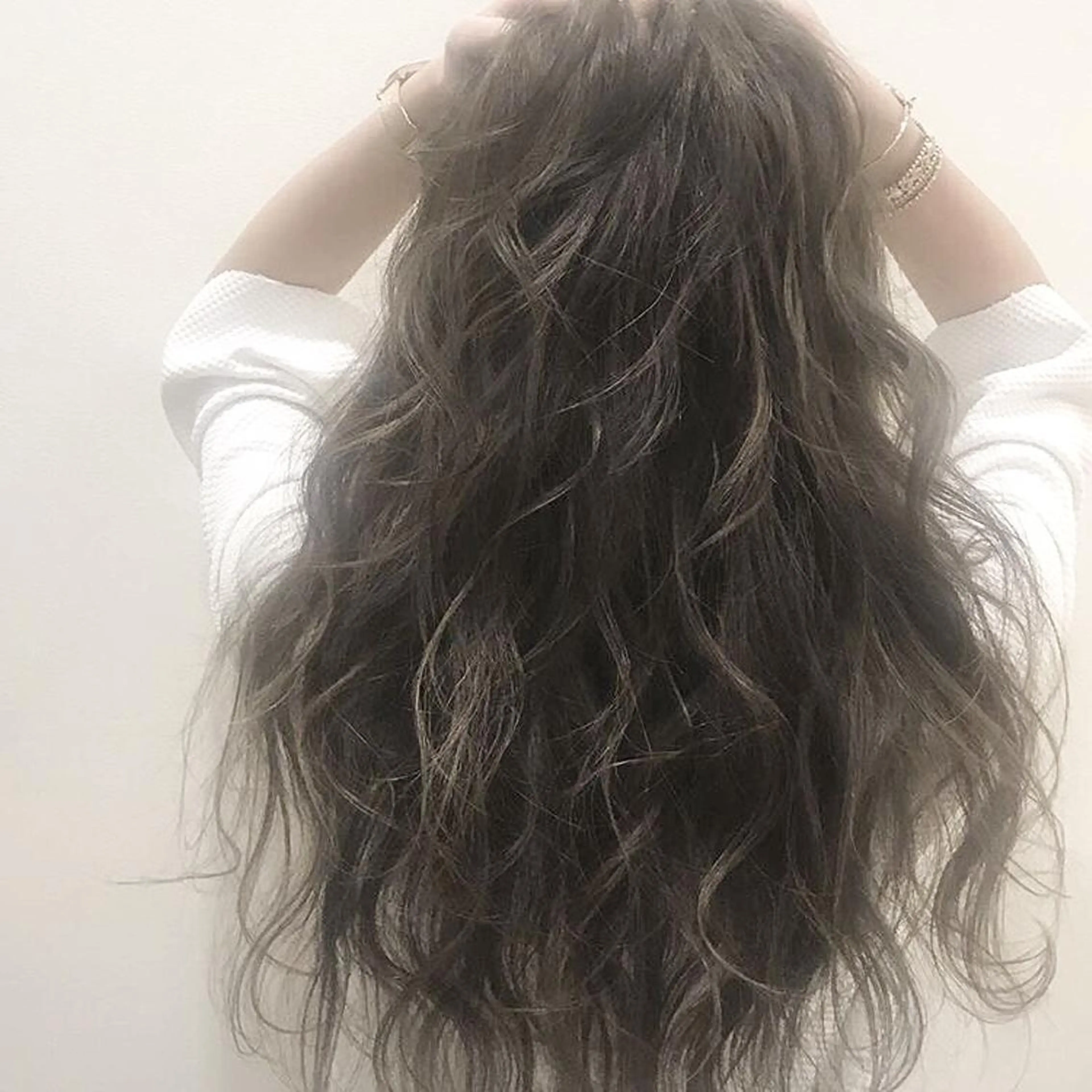 ロング カラー パーマ ヘアアレンジ カット ヘアカラー パーマ トリートメント marshu  梅田店所属・髪質改善 透明感×韓国風のヘアスタイル