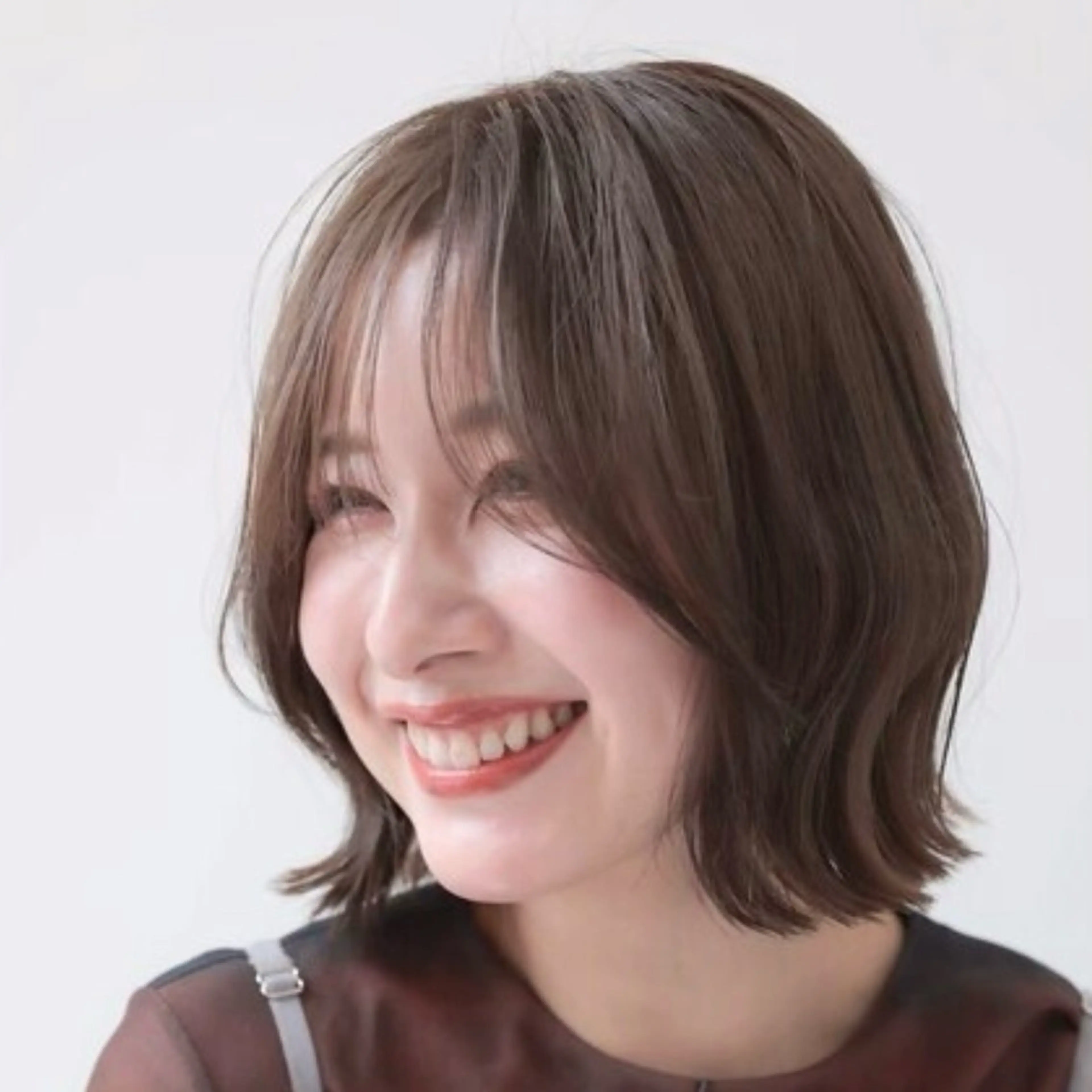 🥦艶カラー🥦 〖似合わせカット〗 +〖ケアカラー〗+〖保護トリートメント〗の写真