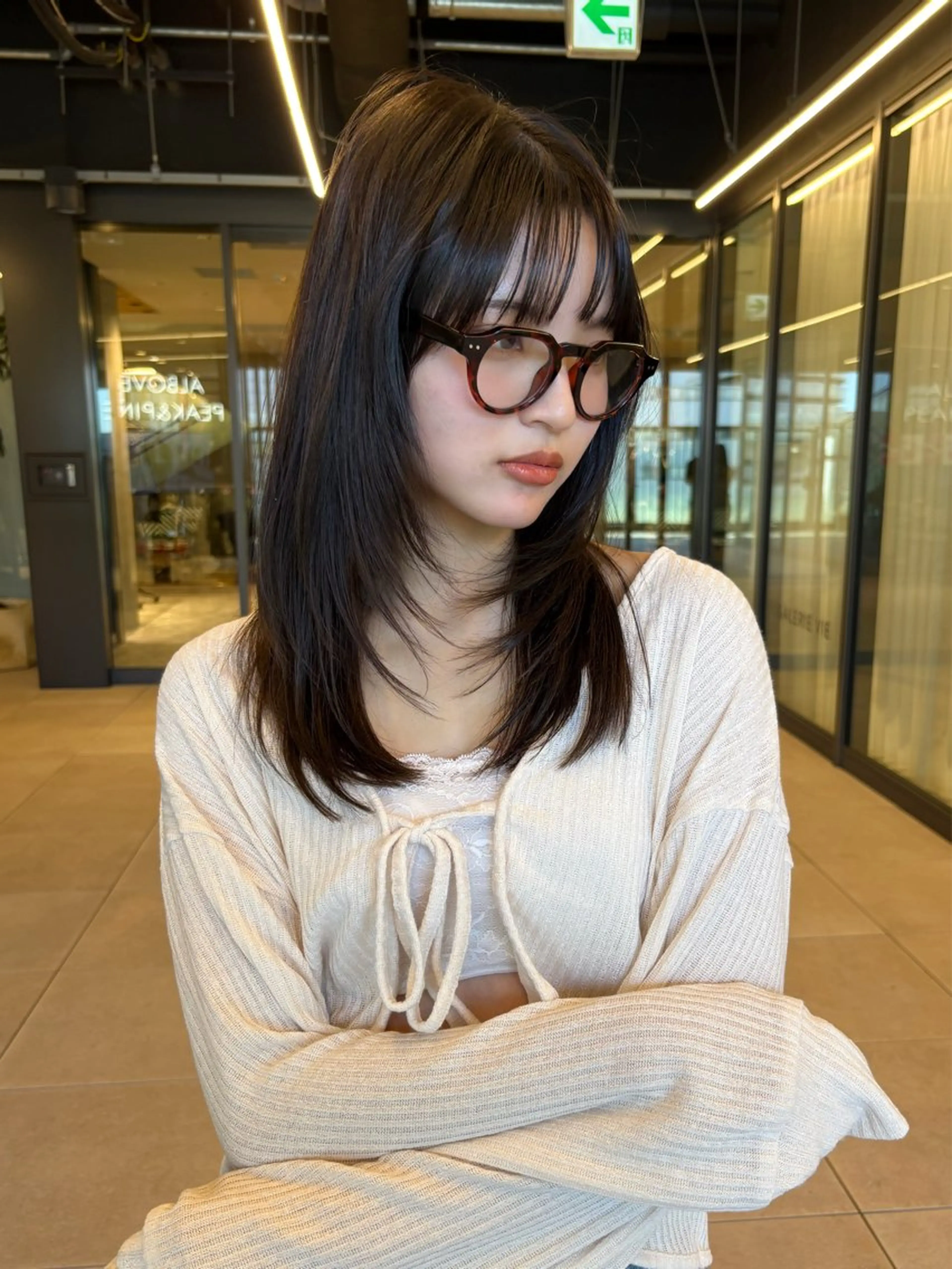 【✨人気No.1🥇✨】韓国レイヤーカット💫+透明感カラー🫧+うるつやトリートメント🌟の写真