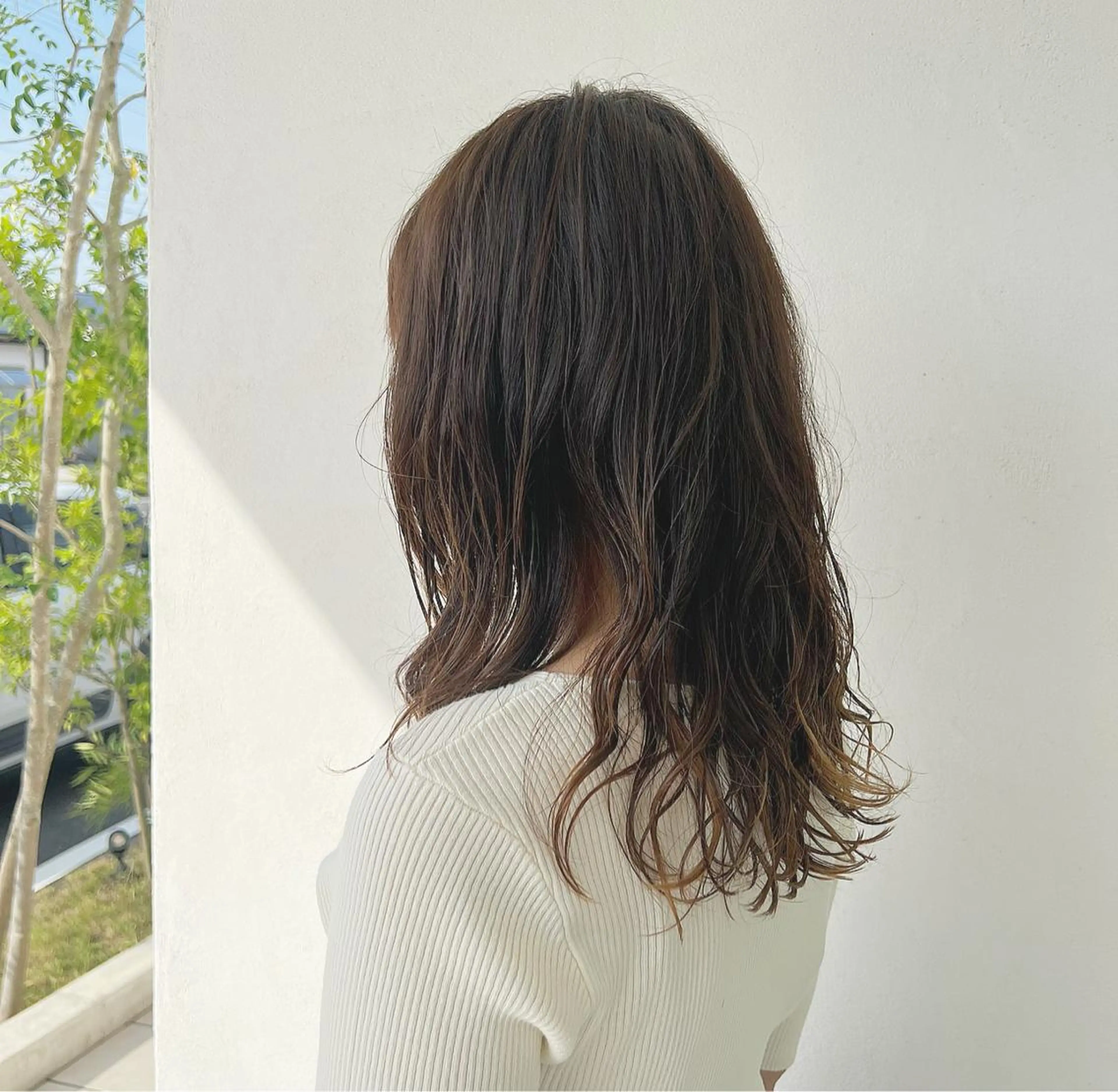 セミロング セミロングパーマ 切りっぱなしボブ 👩🏼ミニボブのヘアスタイル