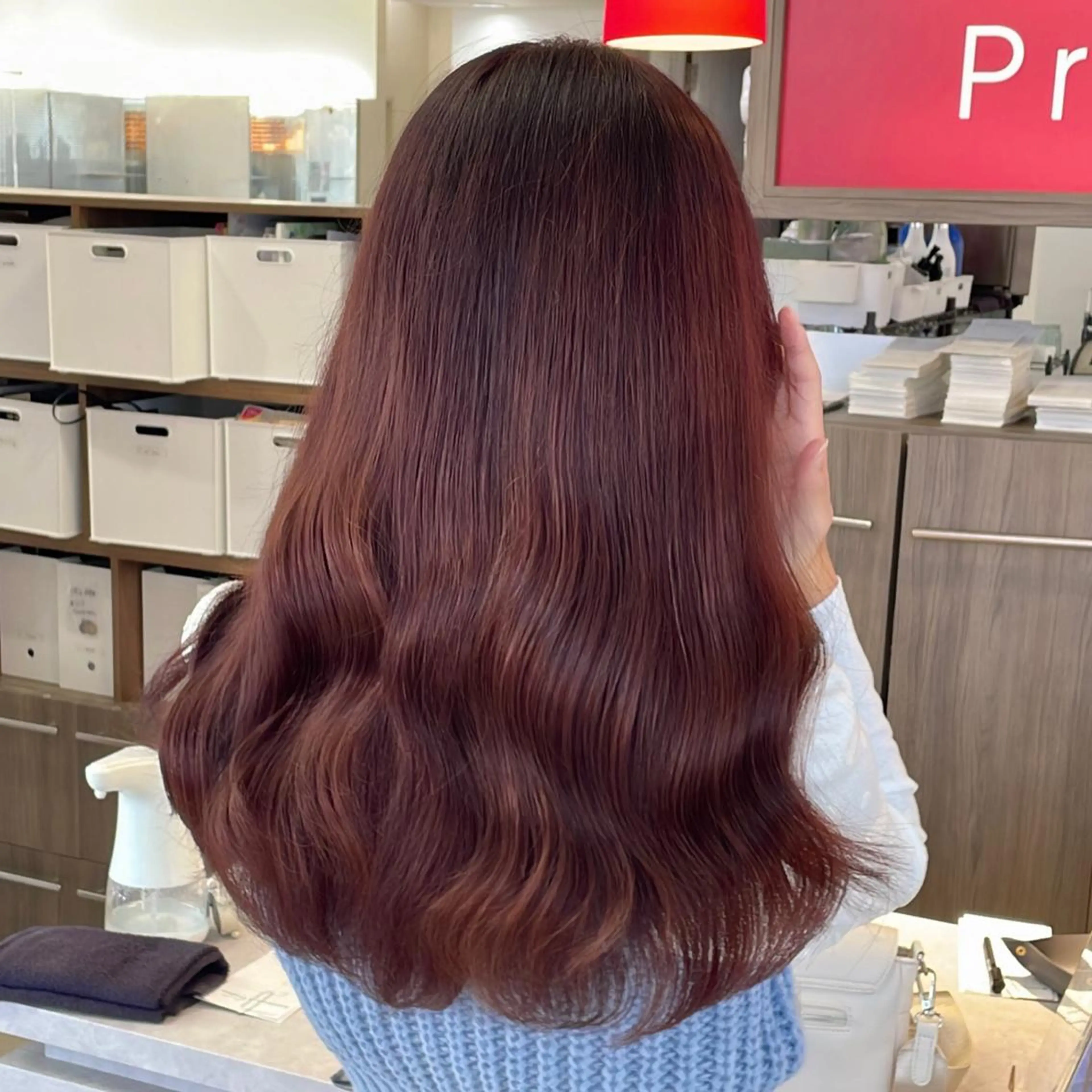 ロング カラー ブリーチ 透明感カラー ブリーチなしカラー ヘアカラー トリートメント 艶髪レイヤー屋さん 大澤竜馬のヘアスタイル