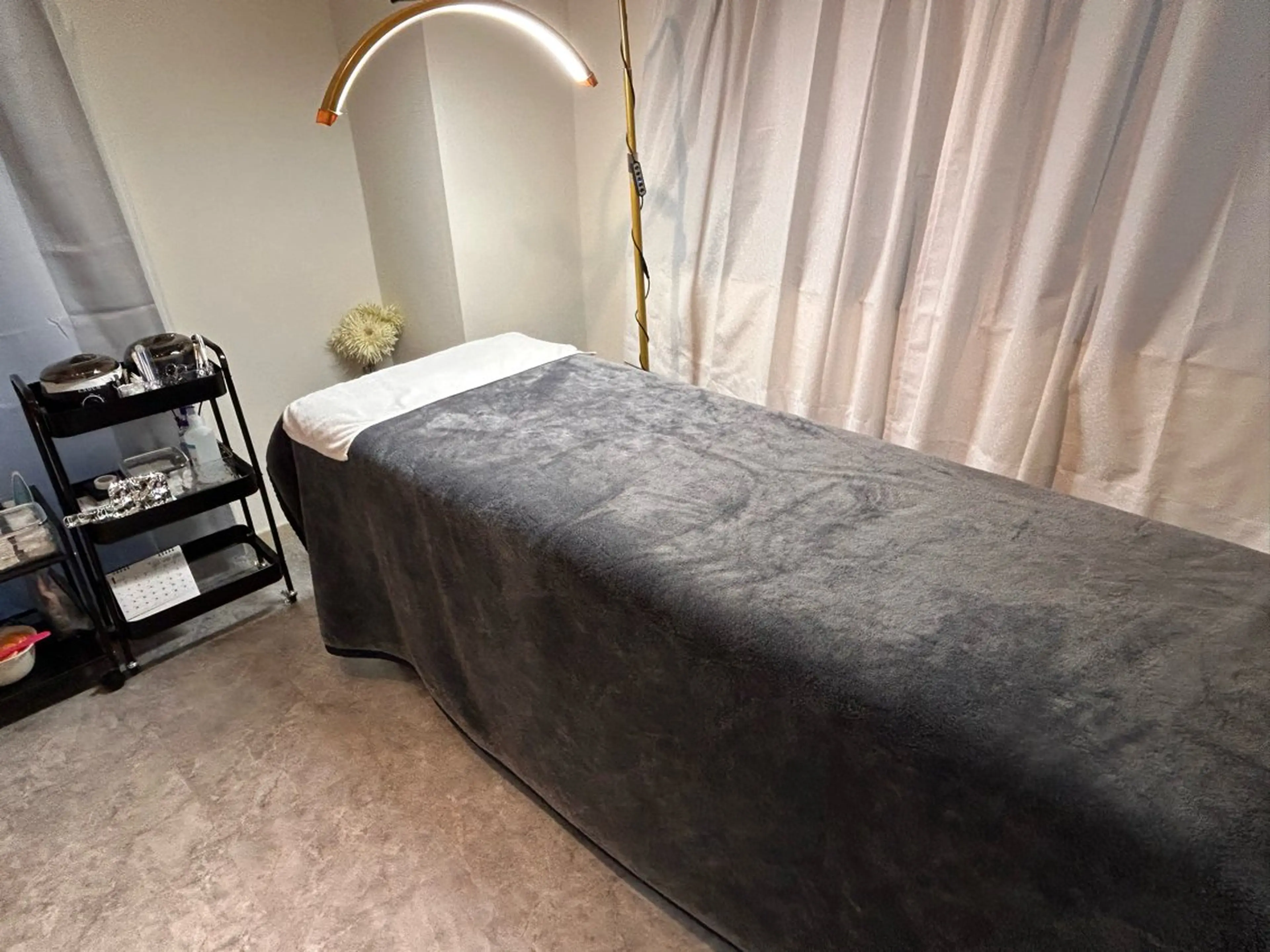 メンズ アイブロウ メンズアイブロウ 【メンズ眉毛サロン】Make●Crush所属・Make●Crush 恵比寿の眉毛・アイブロウイメージ