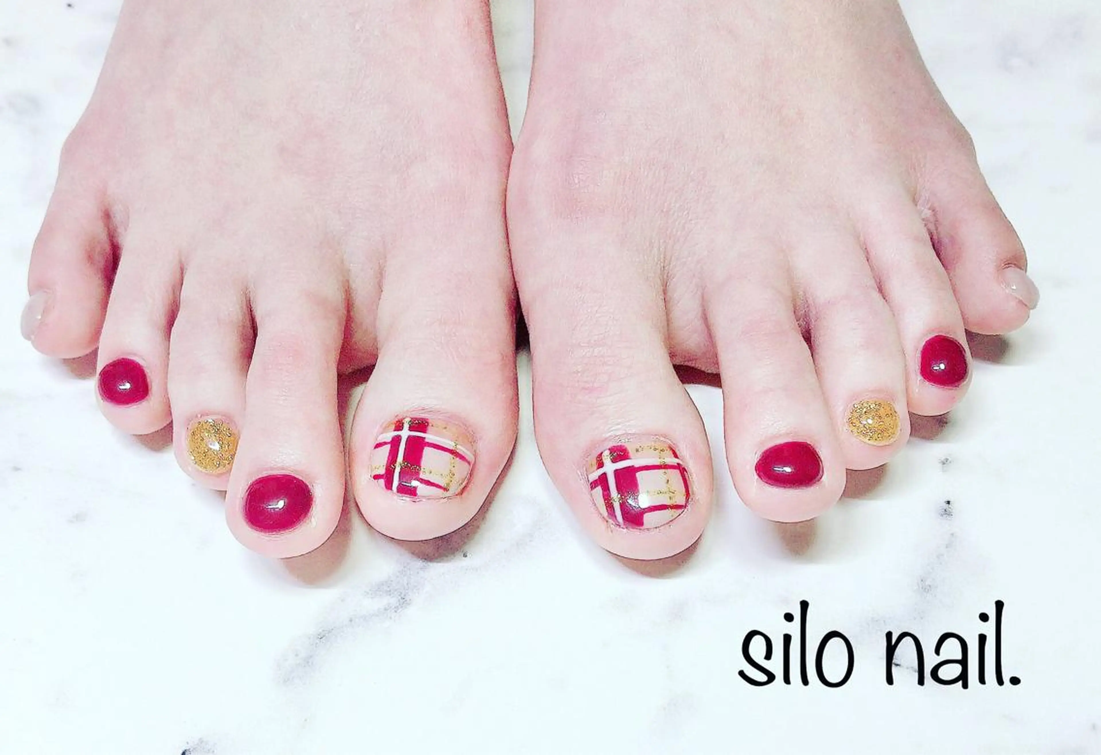 ネイル フットネイル silo salon しろさろんのネイルデザイン