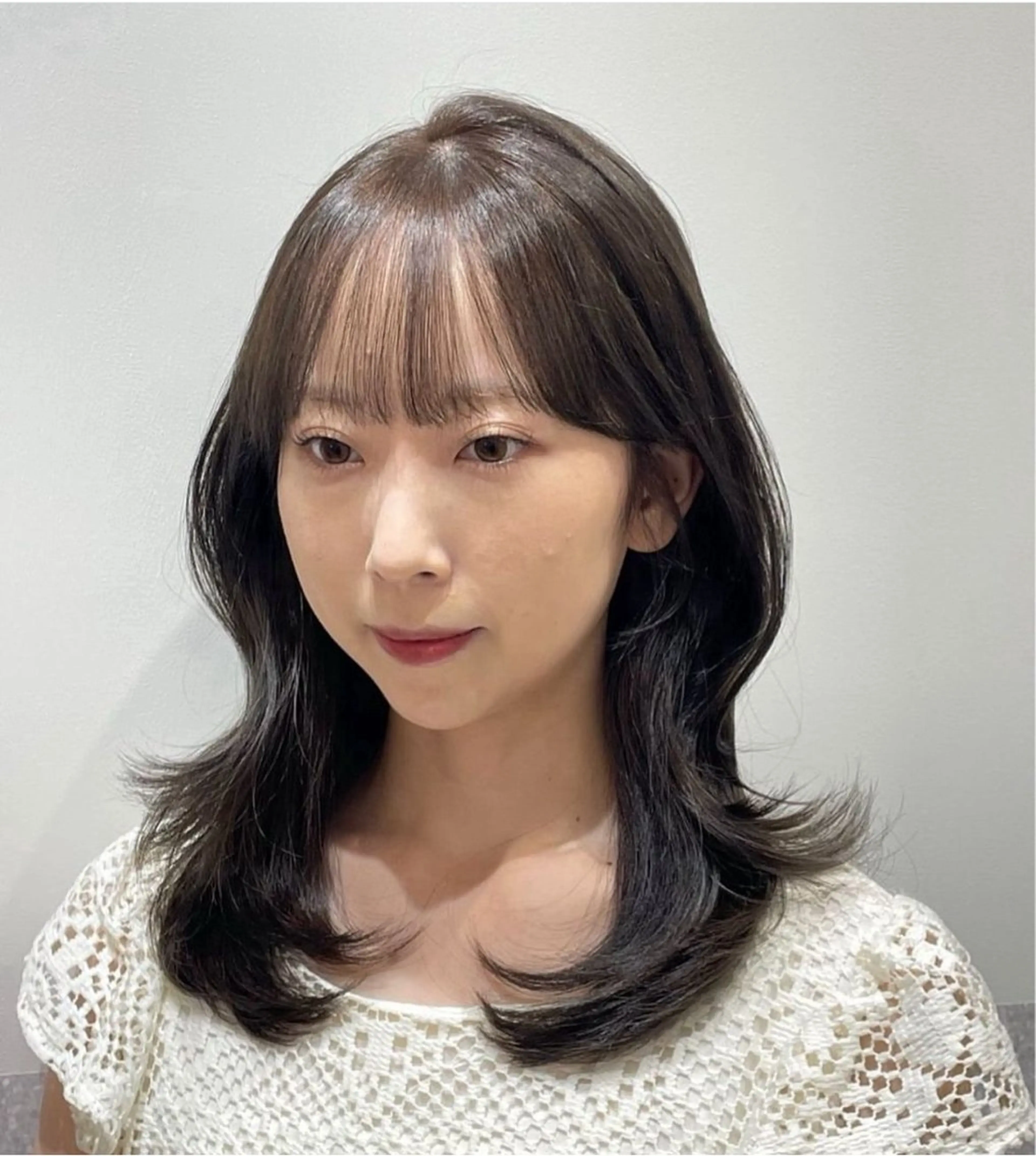 セミロング ハッシュカット ハイレイヤー 韓国風ヘア レイヤーカット カット ヘアカラー トリートメント ❤︎︎韓国ヘア❤︎︎ 𝑺𝒉𝒊𝒉𝒐のヘアスタイル