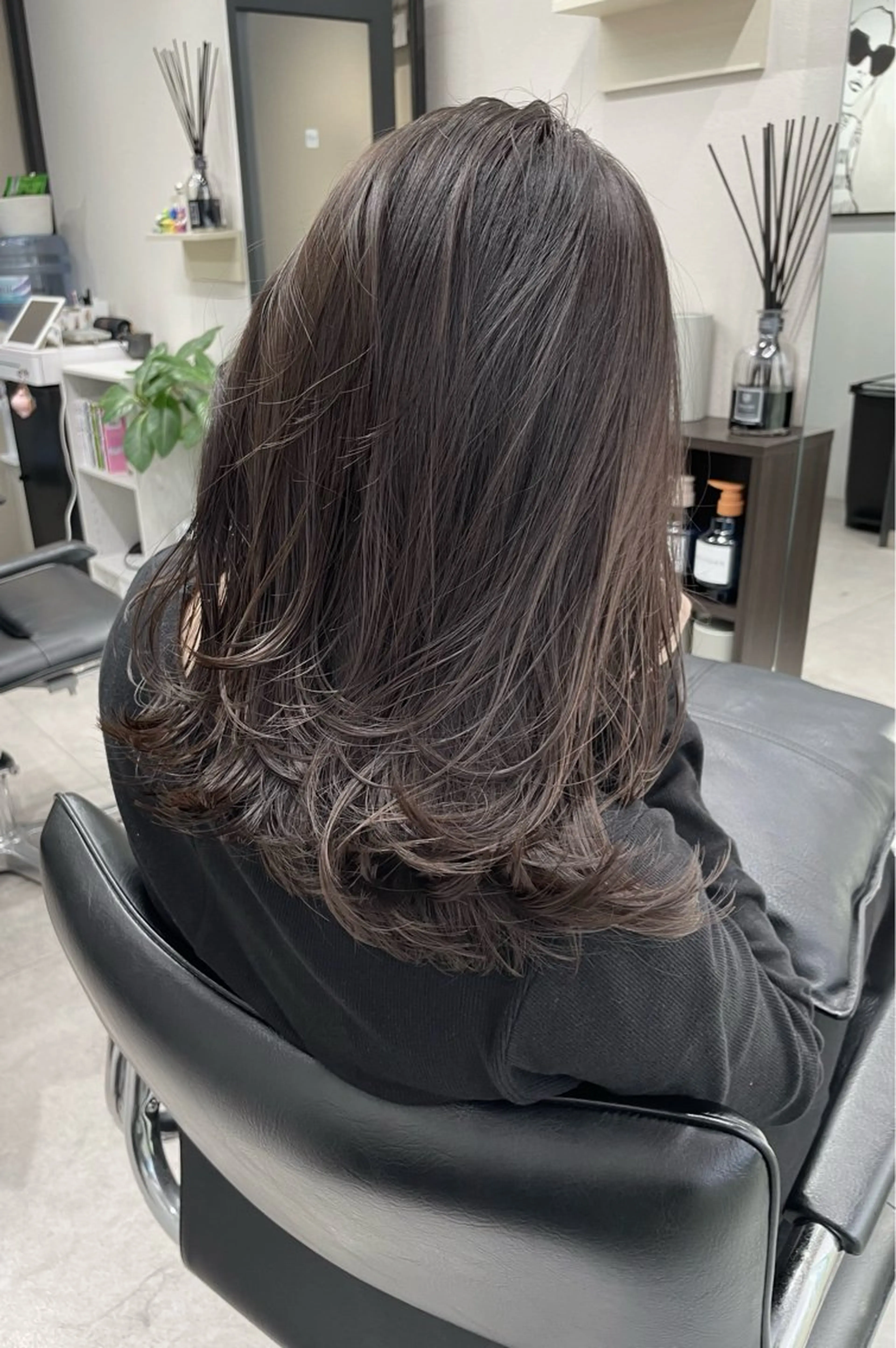 セミロング カラー カット ヘアカラー トリートメント 髪質改善will hairdesignのヘアスタイル