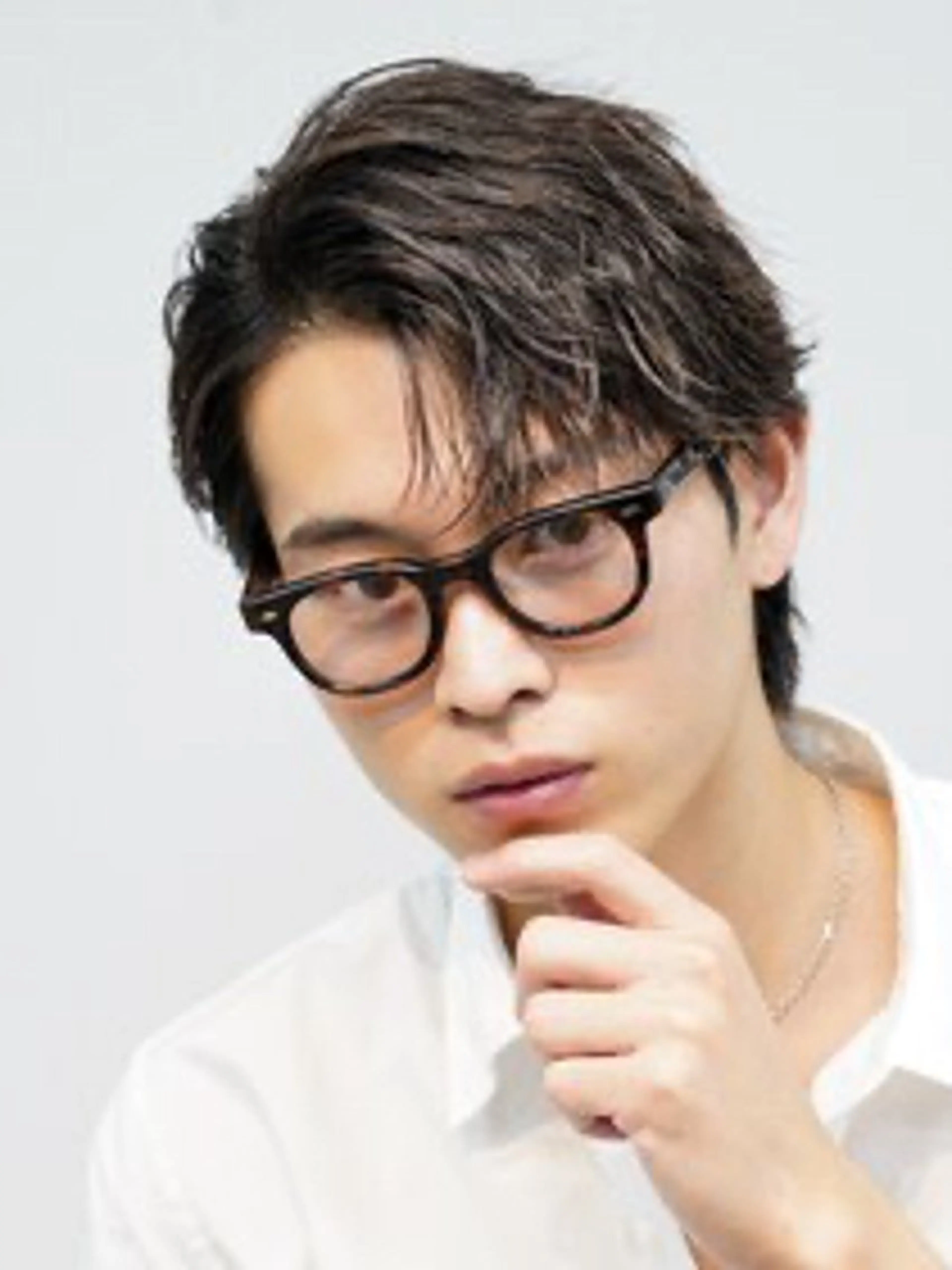 ショート パーマ メンズ フェザーパーマ メンズパーマ ショートヘア カット パーマ fifth 渡部竜馬のヘアスタイル