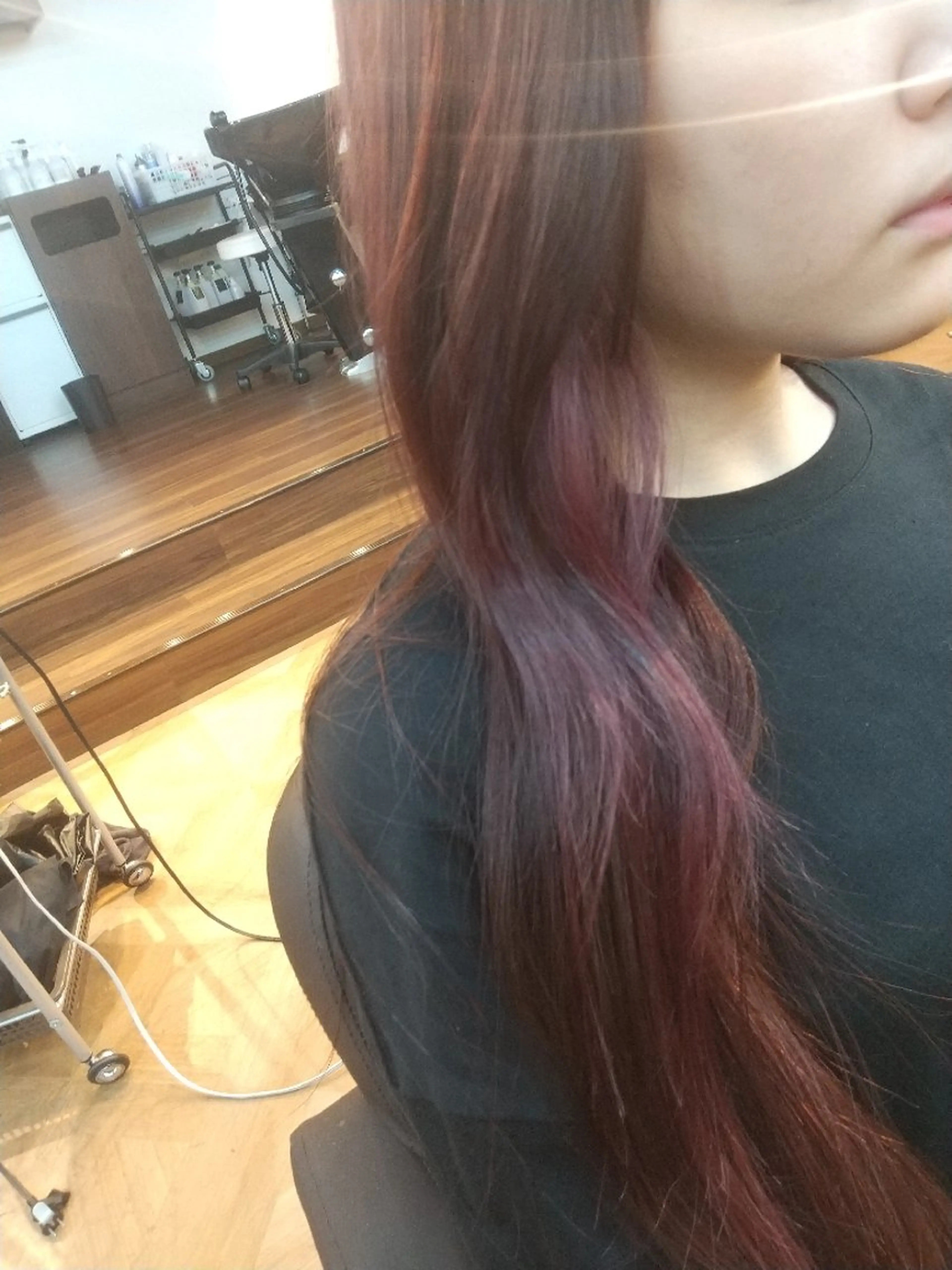 ロング カラー ピンクカラー 久村 奈菜のヘアスタイル