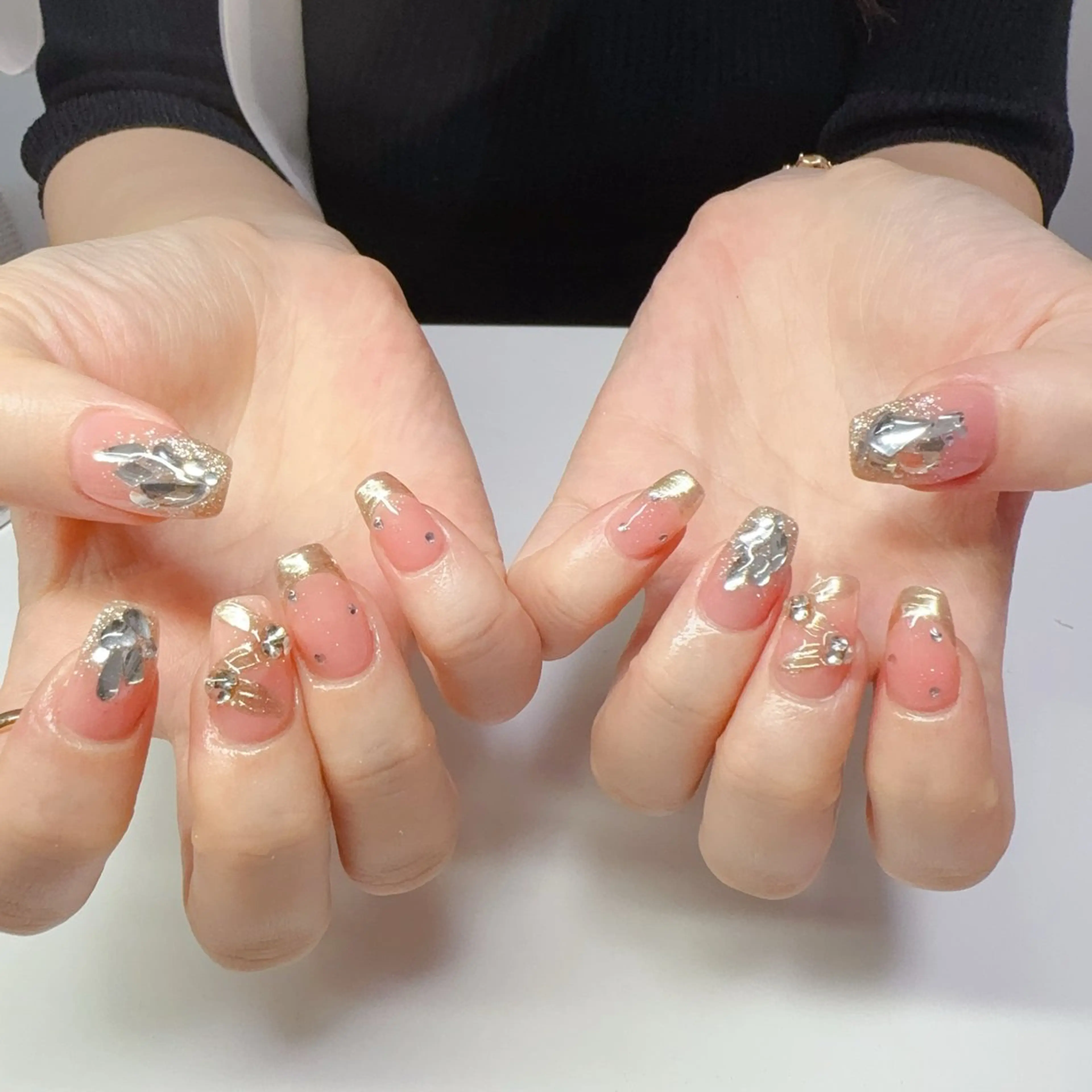 ネイル ハンドネイル YUYI.nail salonのネイルデザイン