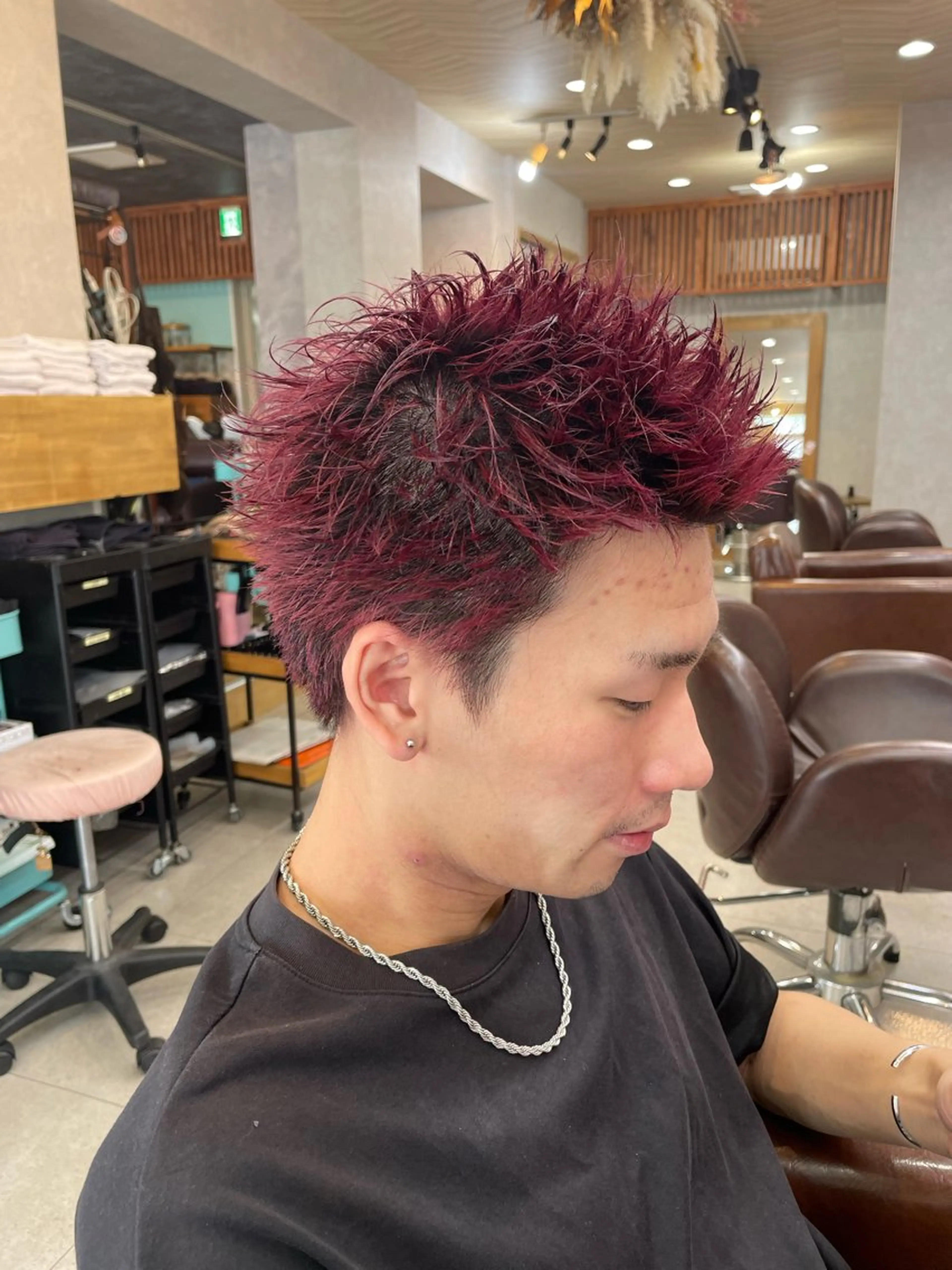 カラー メンズ 中嶋 颯和のヘアスタイル