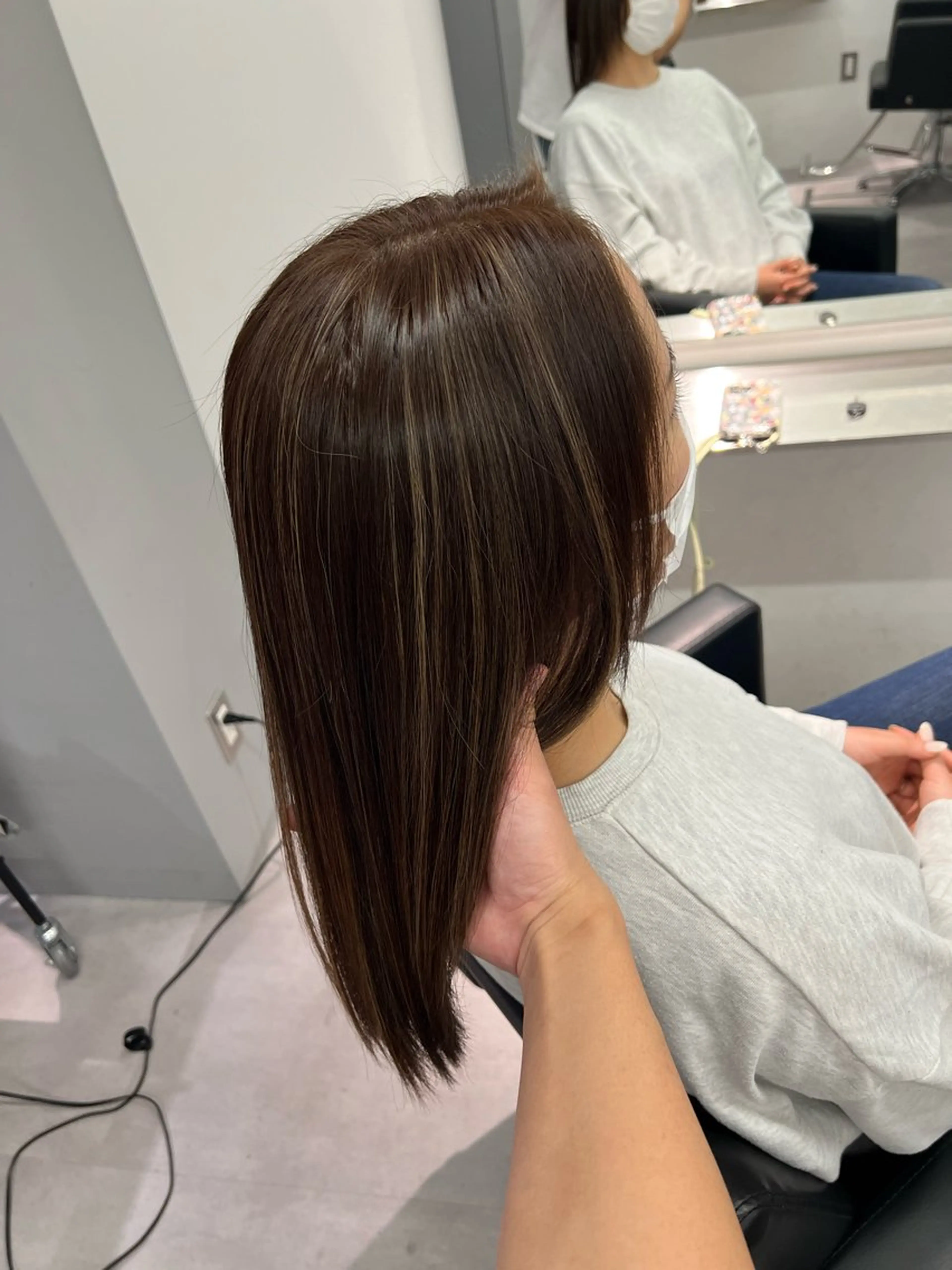 ミディアム ヘアカラー 山下 光太郎のヘアスタイル