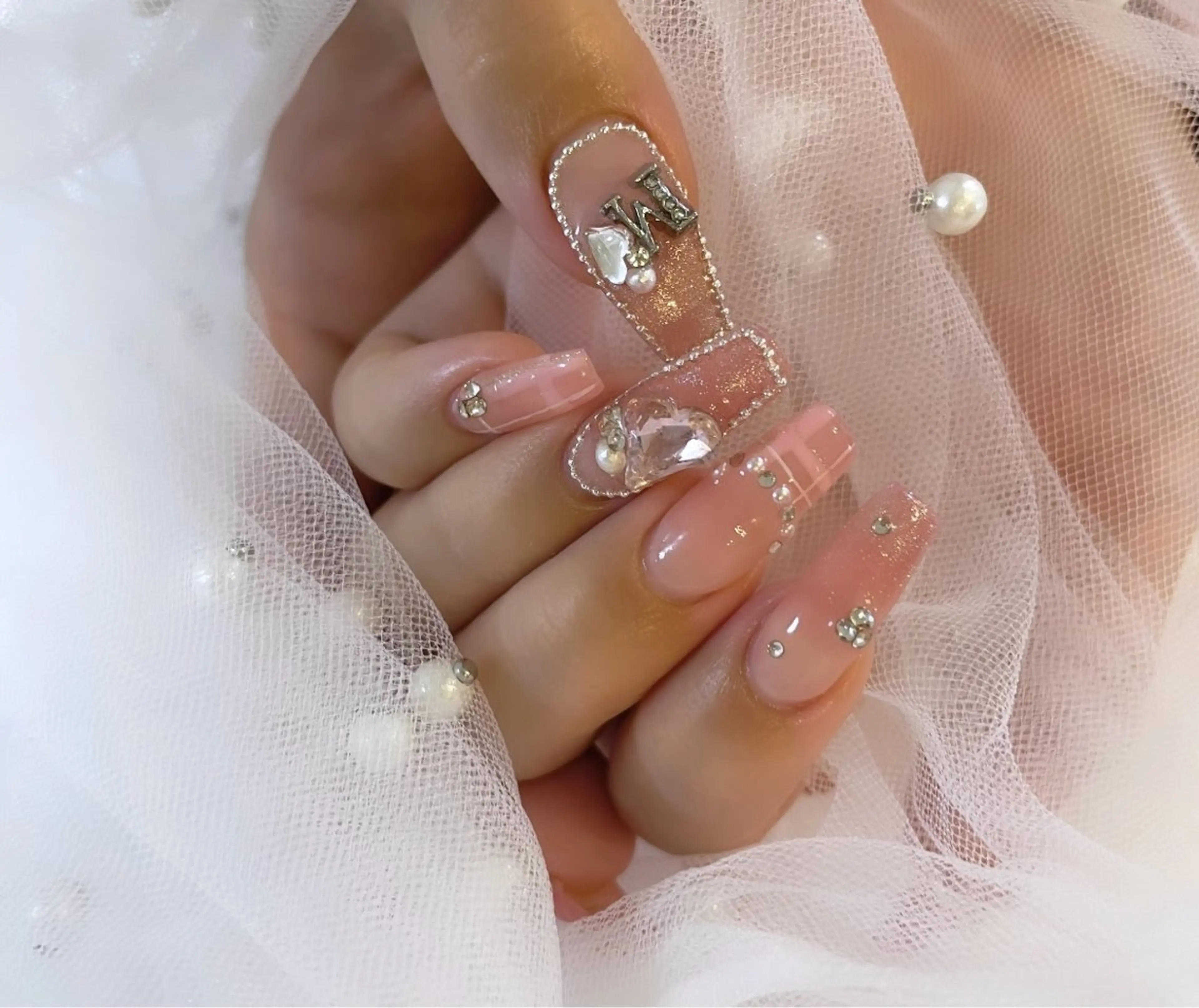 ネイル ハンドネイル nail salon Lunasisのネイルデザイン