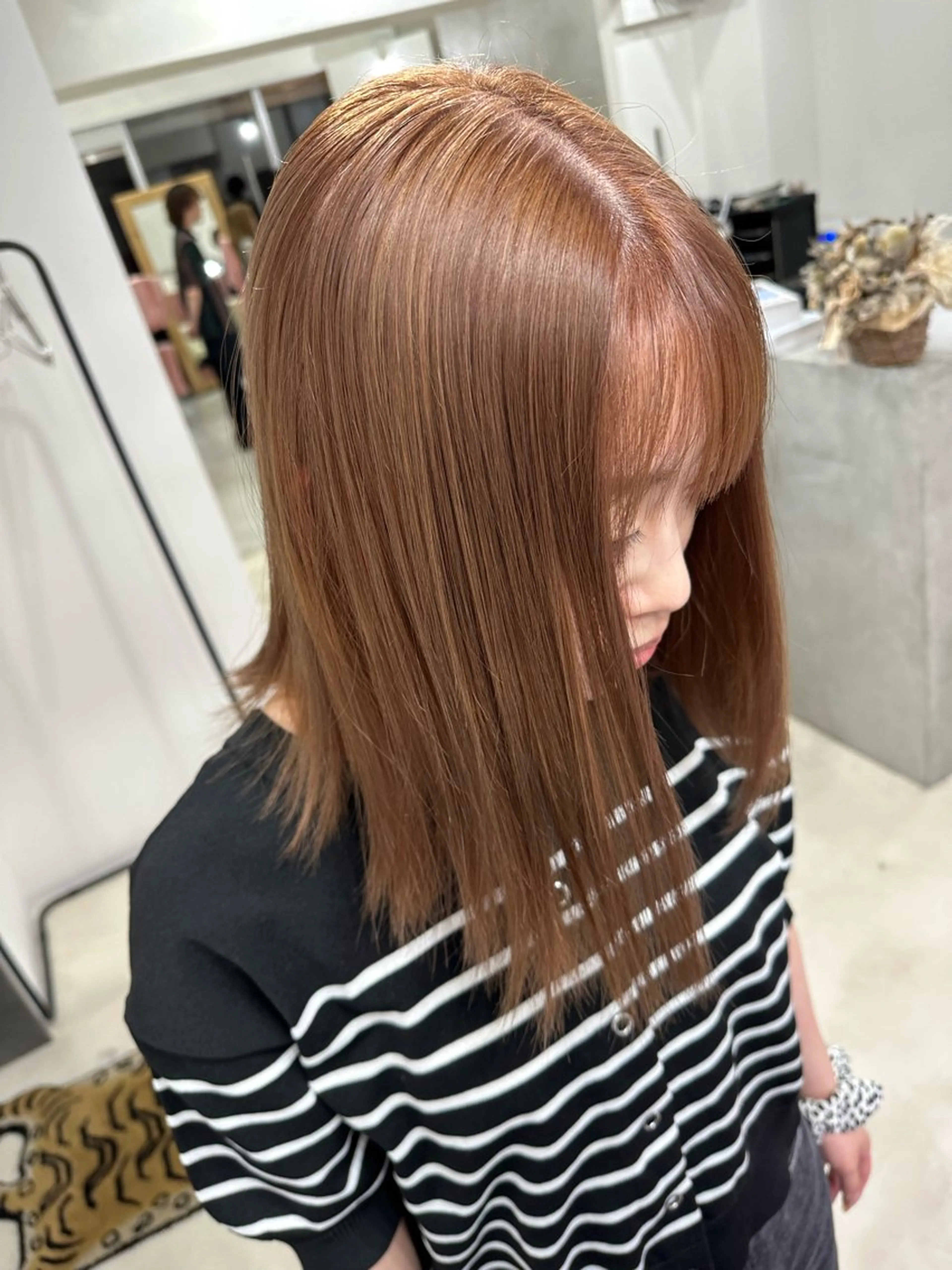 ミディアム カラー solua所属・さあや 【透け感/艶感】のヘアスタイル