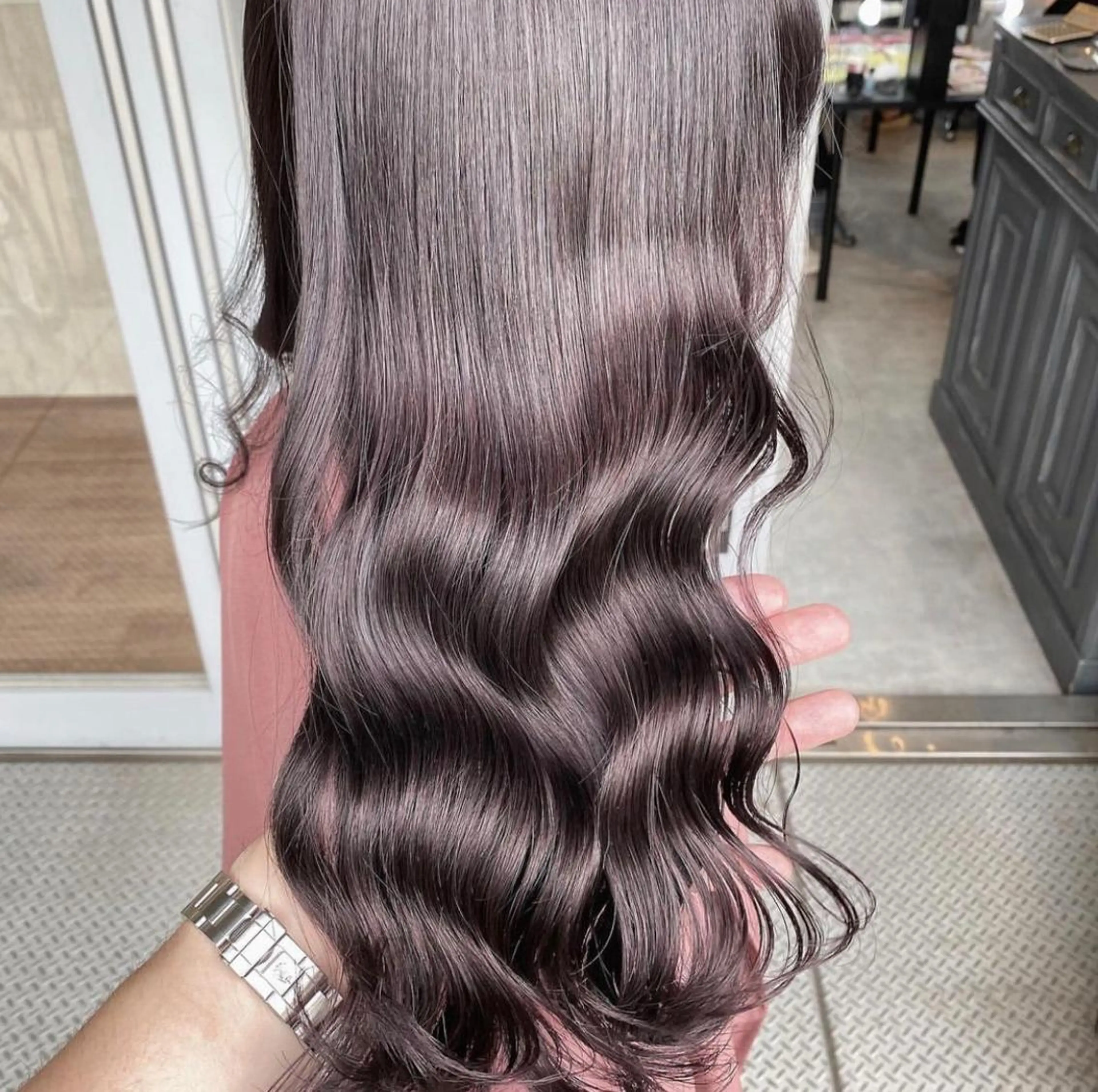 ミディアム カラー ヘアカラー トリートメント エリアマネージャー 復活の大澤竜馬のヘアスタイル