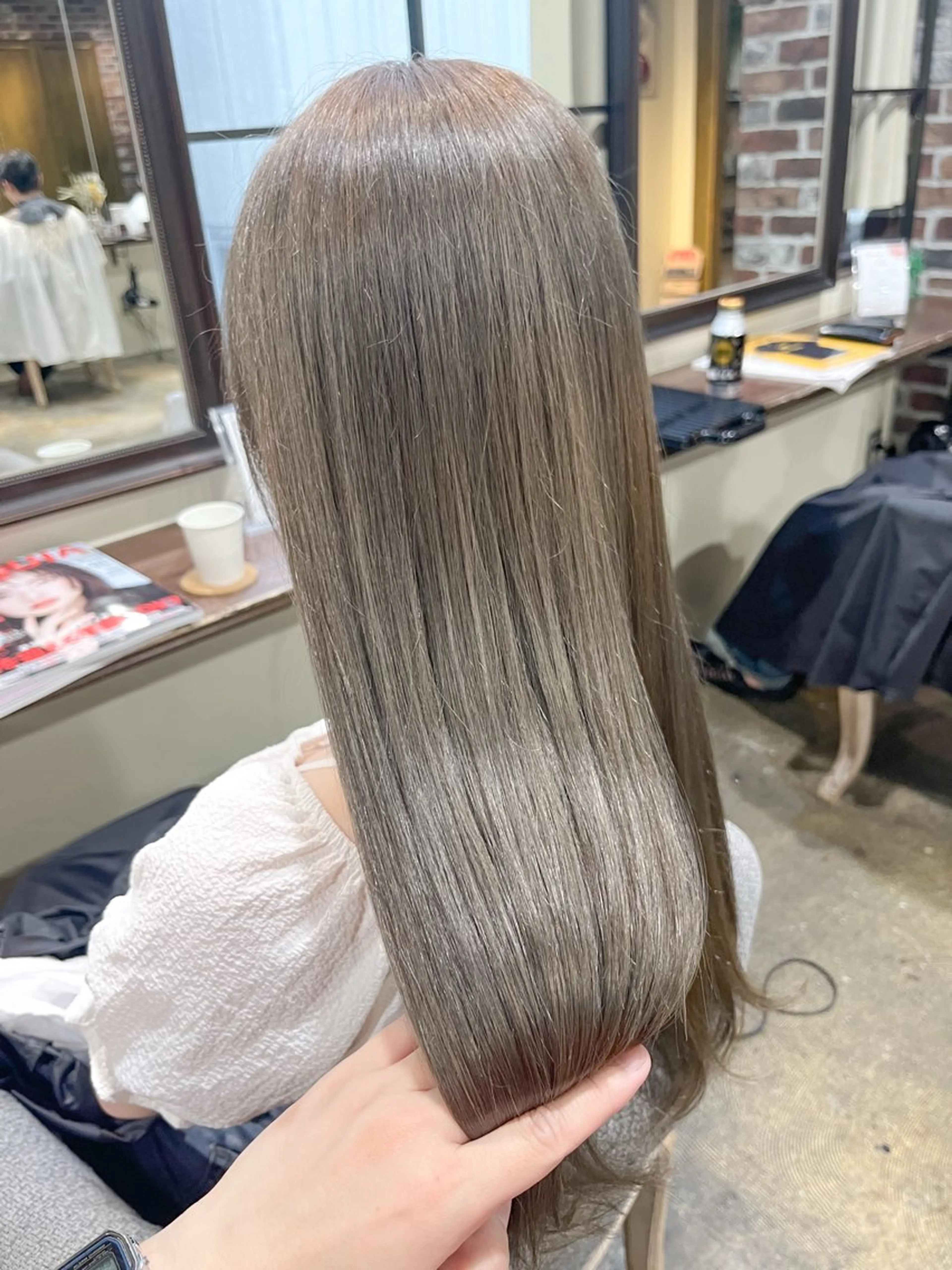 ロング カラー ベージュカラー ブリーチ ブロンド ケアブリーチ ダブルカラー ヘアカラー トリートメント ヘアセット 似合わせハイトーン 🍯ayumi🍯のヘアスタイル