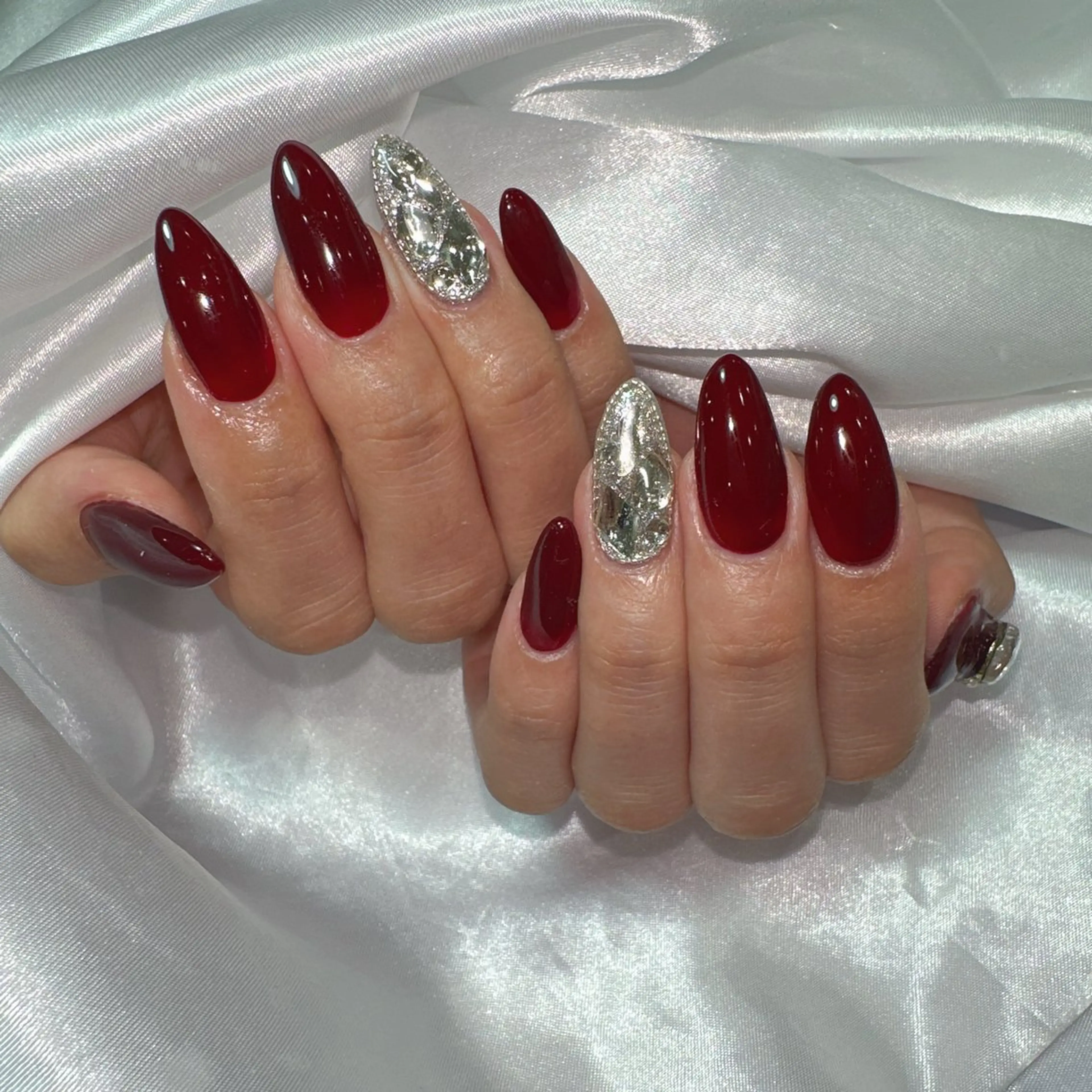 ネイル アートネイル フラッシュネイル フレンチネイル ジェルネイル ガラスフレンチ ハンドネイル You&Me Miyuのネイルデザイン