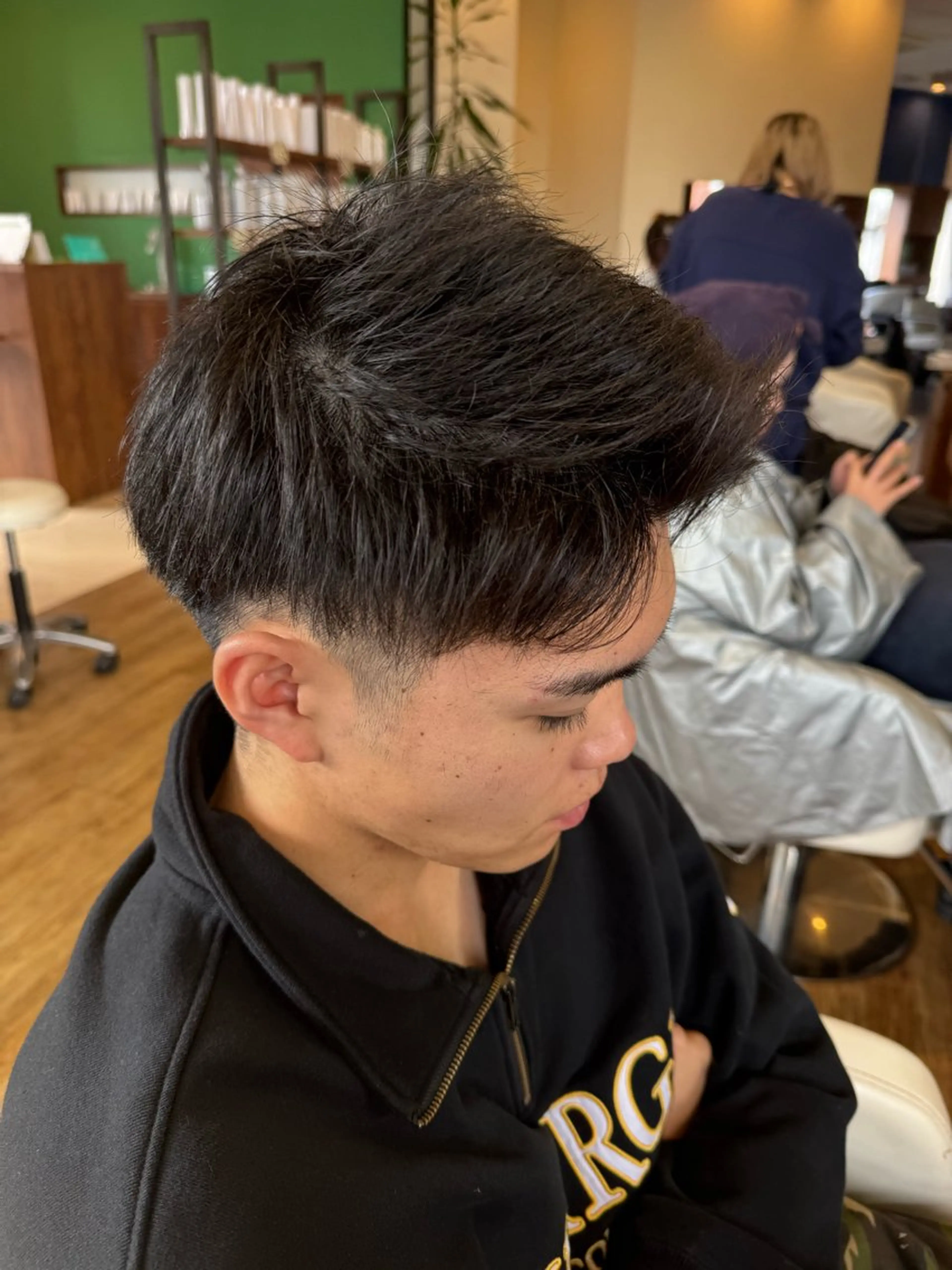 メンズ 對馬 小菜美のヘアスタイル