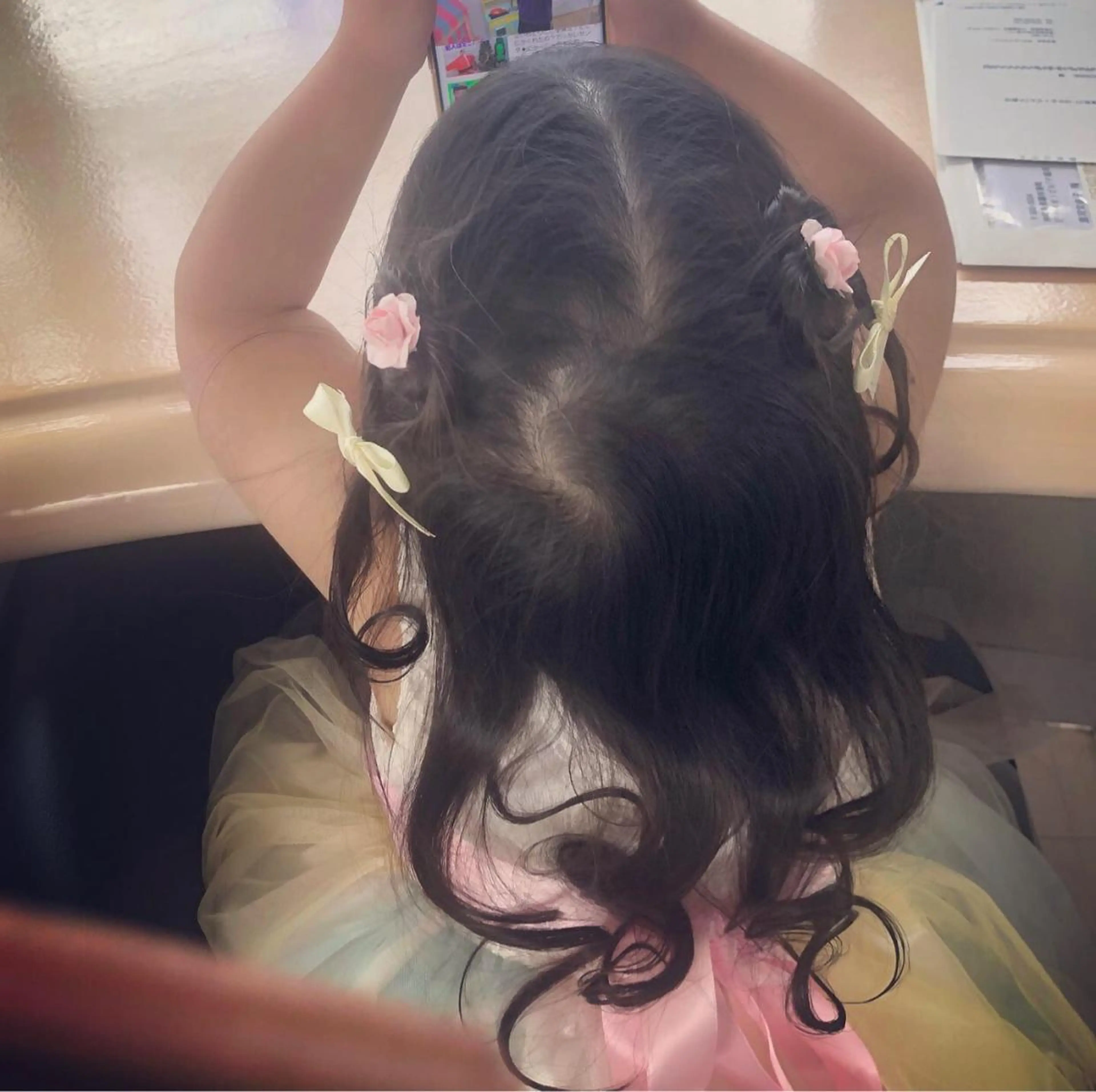 セミロング カラー パーマ ヘアアレンジ メンズ キッズ ネイル マツエク・マツパ 銀河 ティンガーラのヘアスタイル