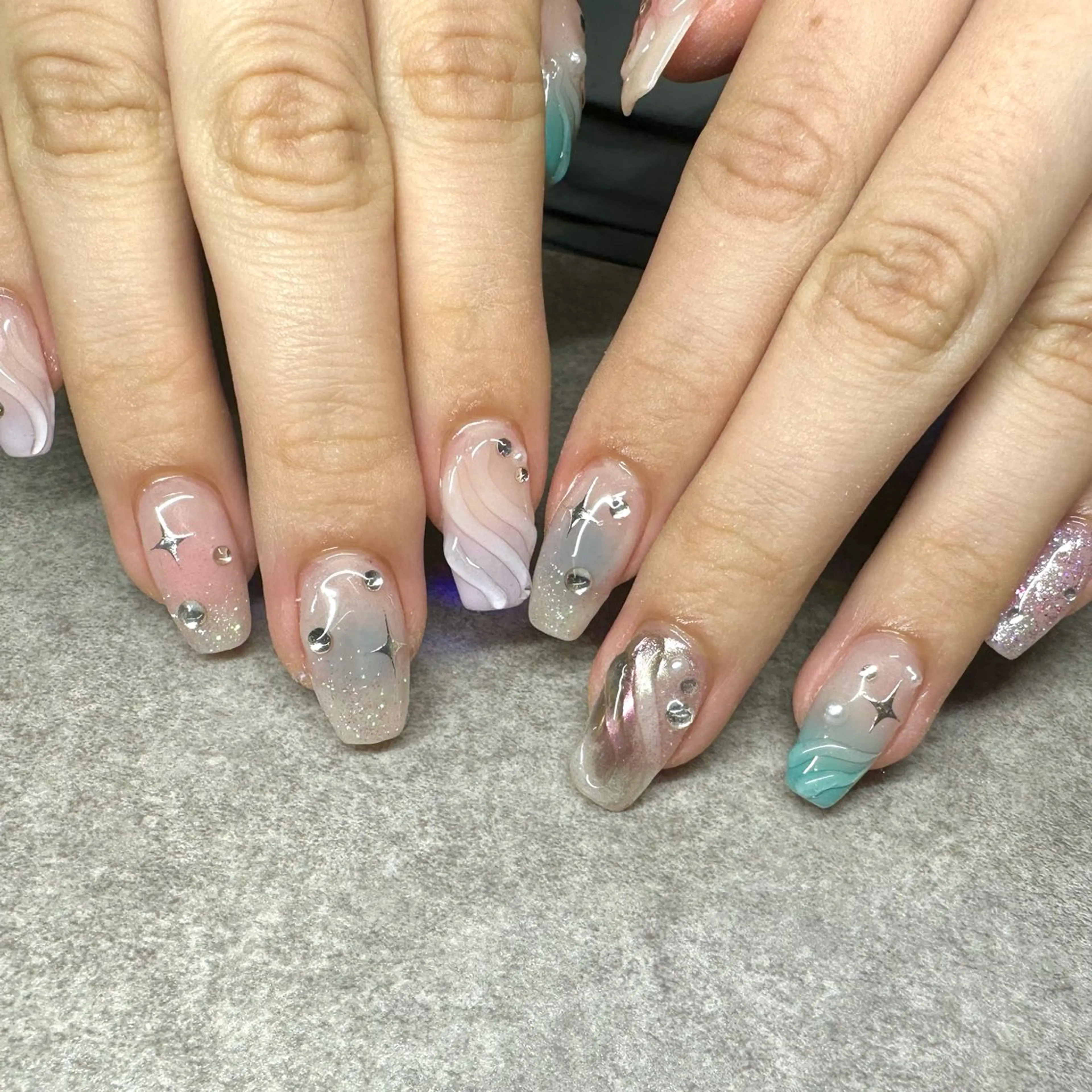 ネイル ハンドネイル elu船橋 SAKURAのネイルデザイン