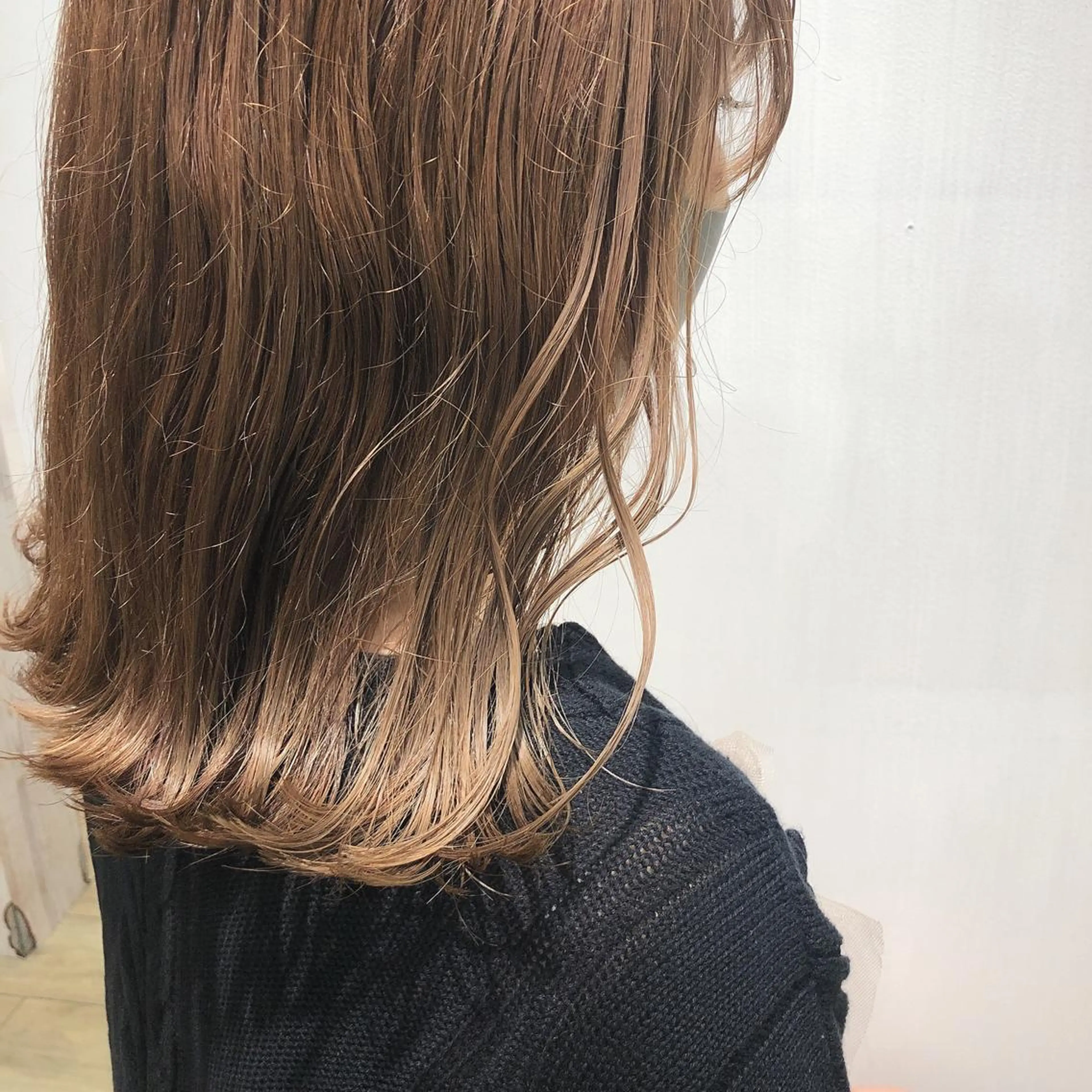 ミディアム カラー こだわりカラー🕊️ 坪井美南🌼のマツエク・マツパデザイン