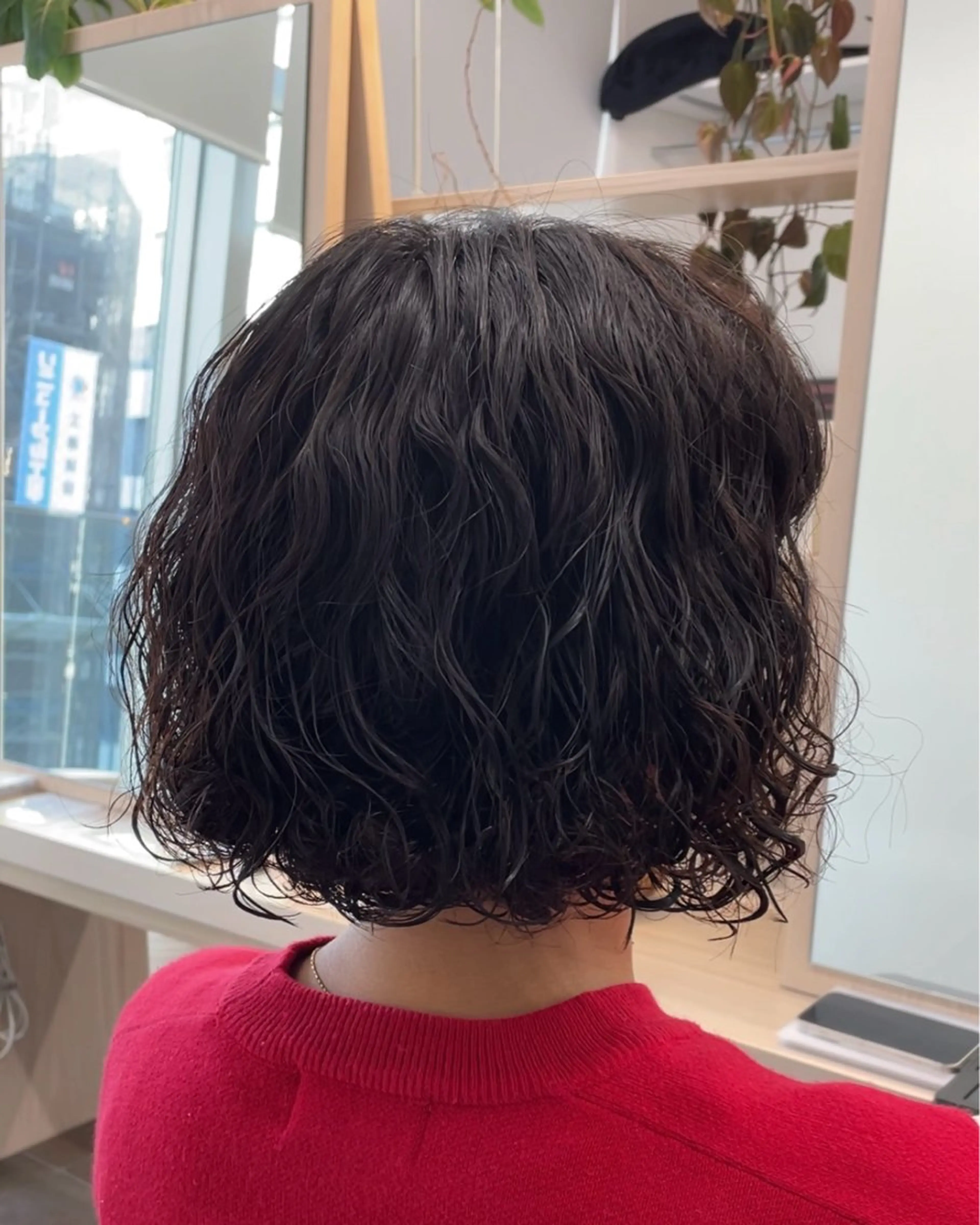 ショート パーマ レイヤー/ショート/ ボブ/レイヤー横浜のヘアスタイル