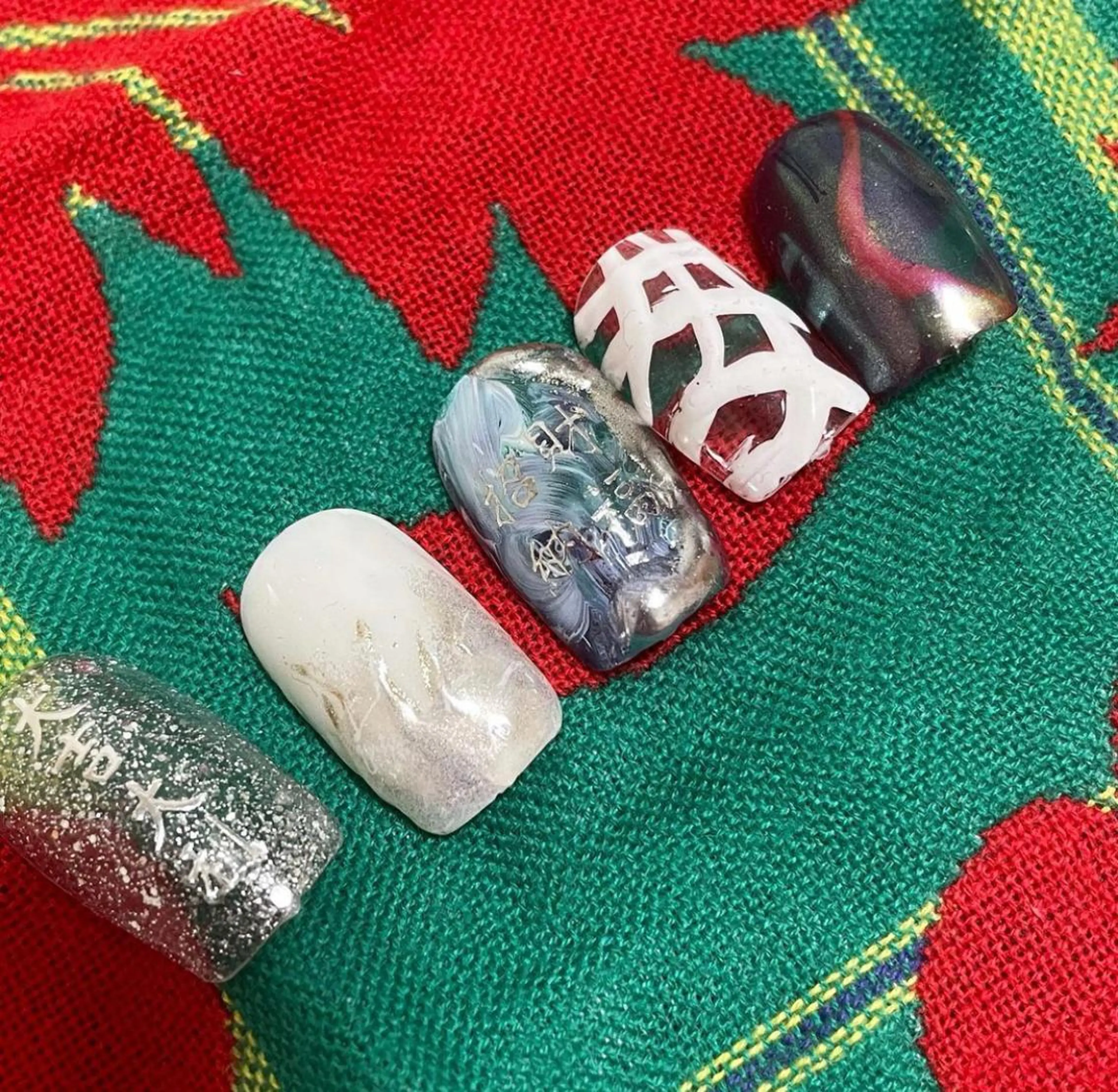 ネイル 栗田 ゆう子のネイルデザイン