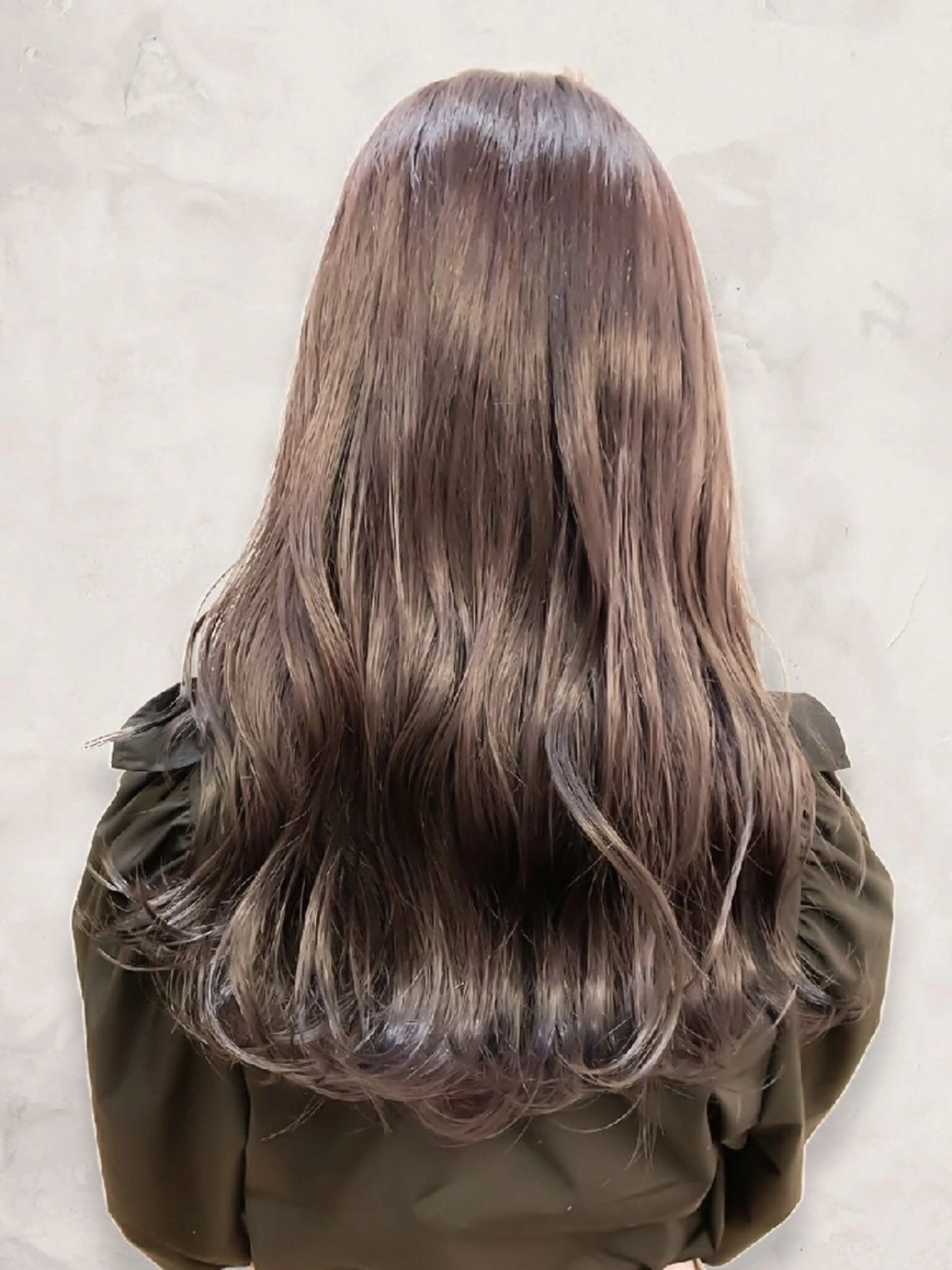 ロング 艶髪🌼*･/安田 彩愛のヘアスタイル