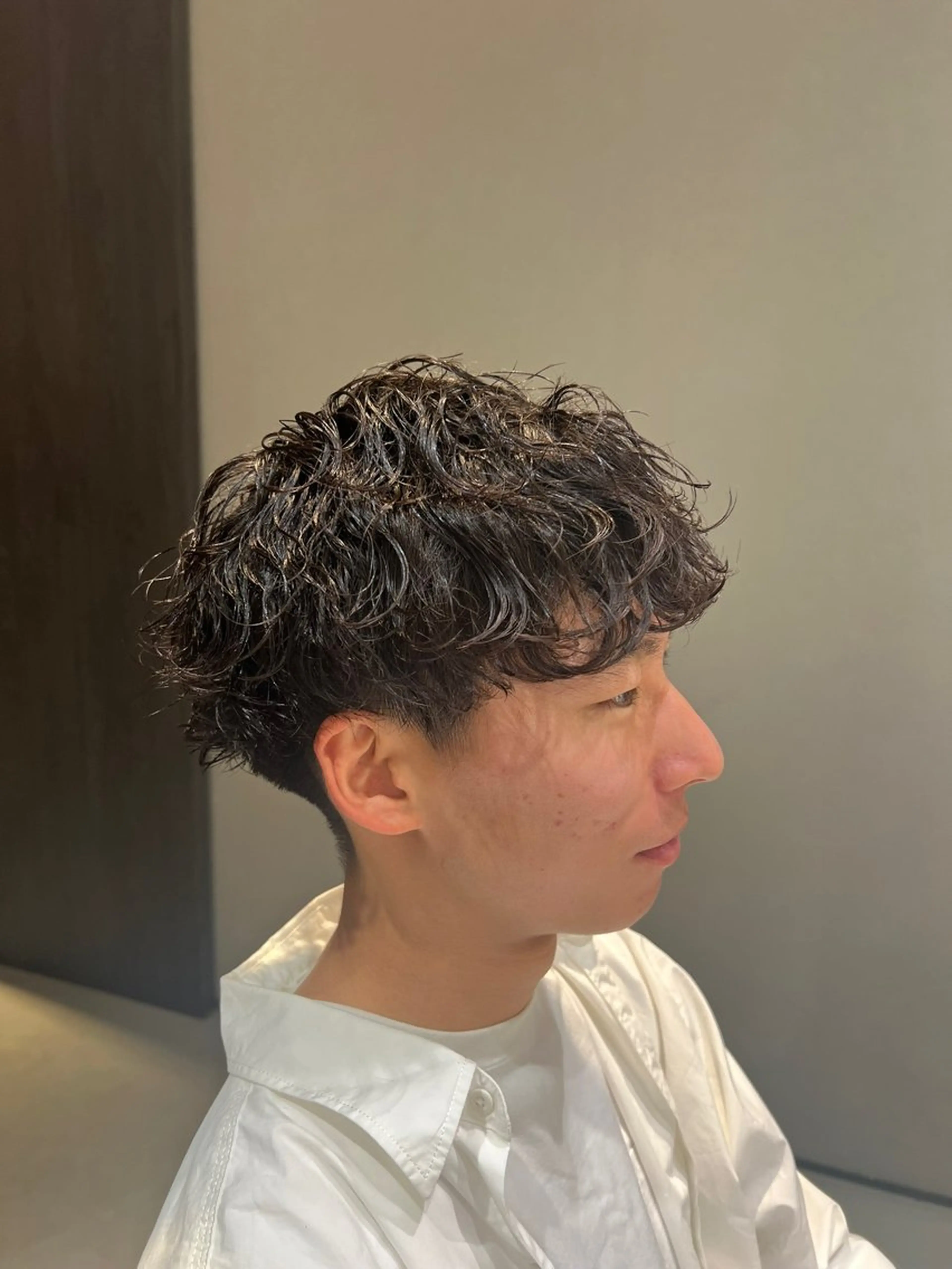 ショート パーマ メンズ カット パーマ unopulir Vamos店所属・梅田茶屋町メンズ 専門美容師 山元一平のヘアスタイル