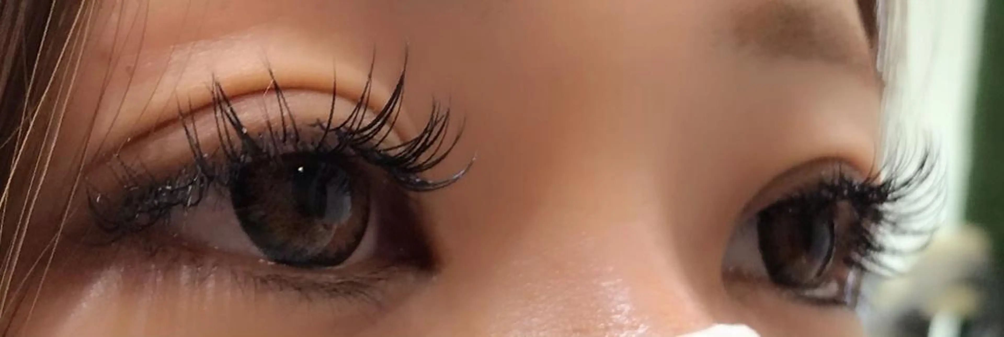 マツエク・マツパ 岡田詩織 MODE Ks松原店のヘアスタイル