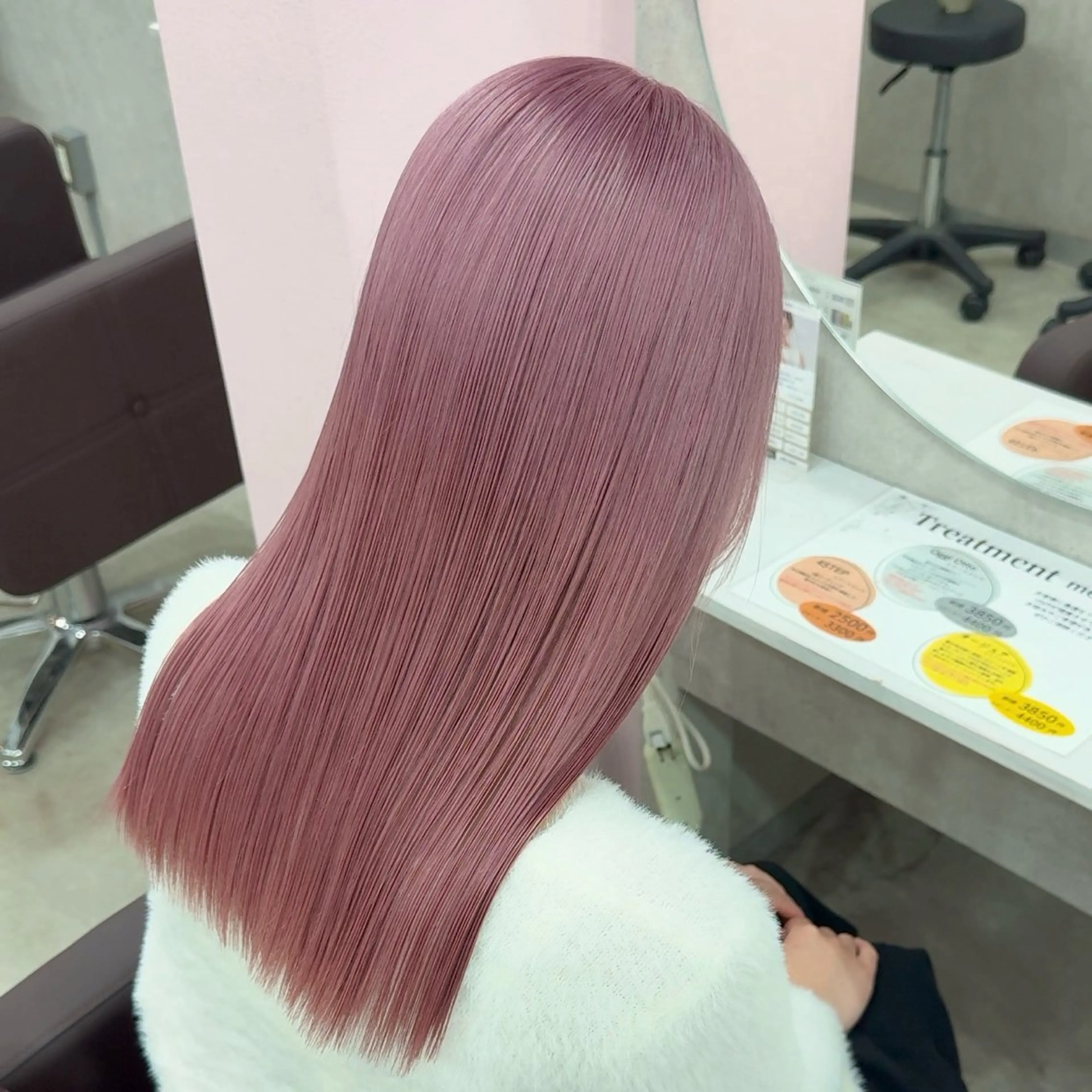 カラー ブリーチ ヘアカラー トリートメント ヘアセット ピンク率90%🎀× 肌映えカラー小川新大のヘアスタイル