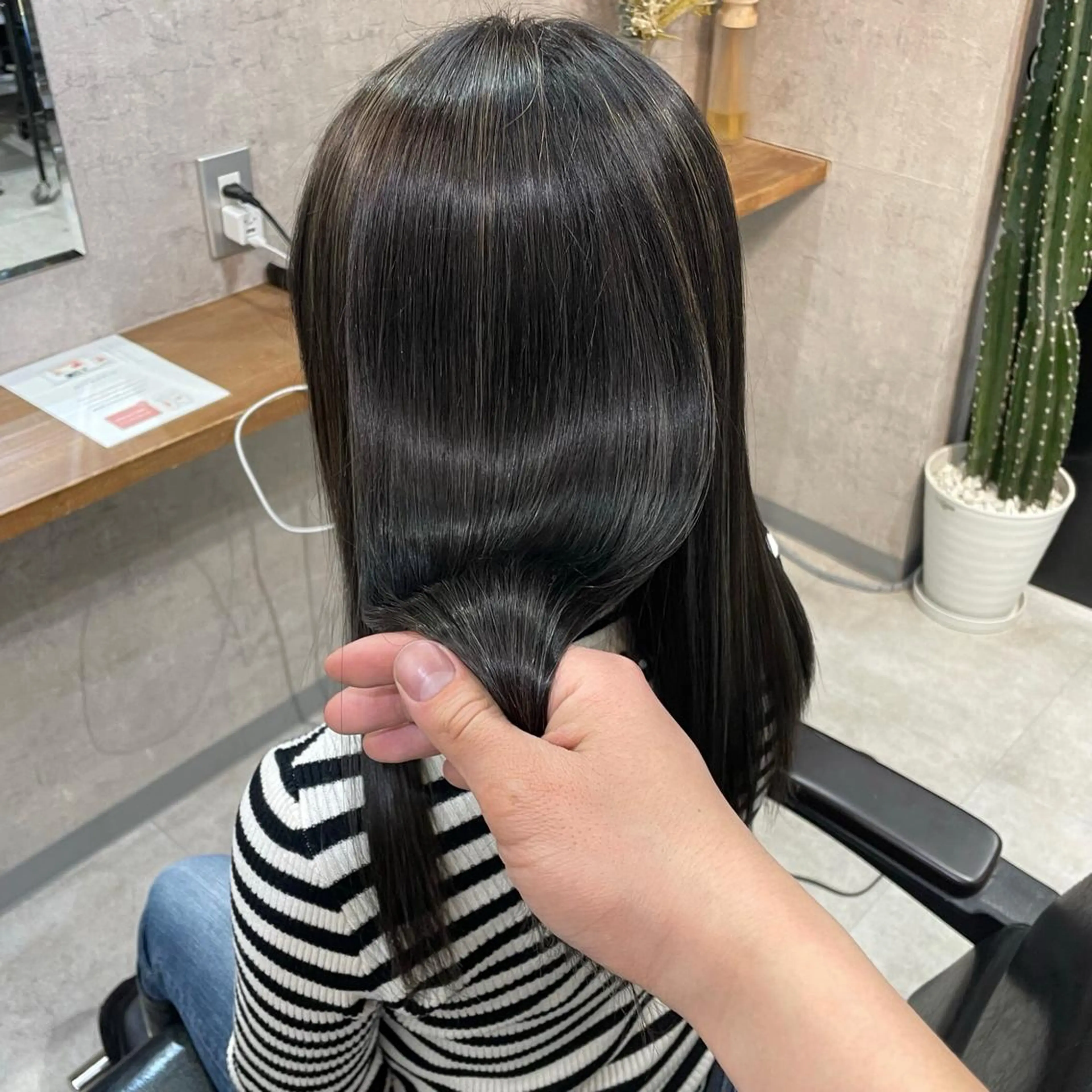 ミディアム カラー ブリーチ ハイライトカラー ハイライト トリートメント 矢島颯哉/ハイトーン ブリーチカラー💎のヘアスタイル