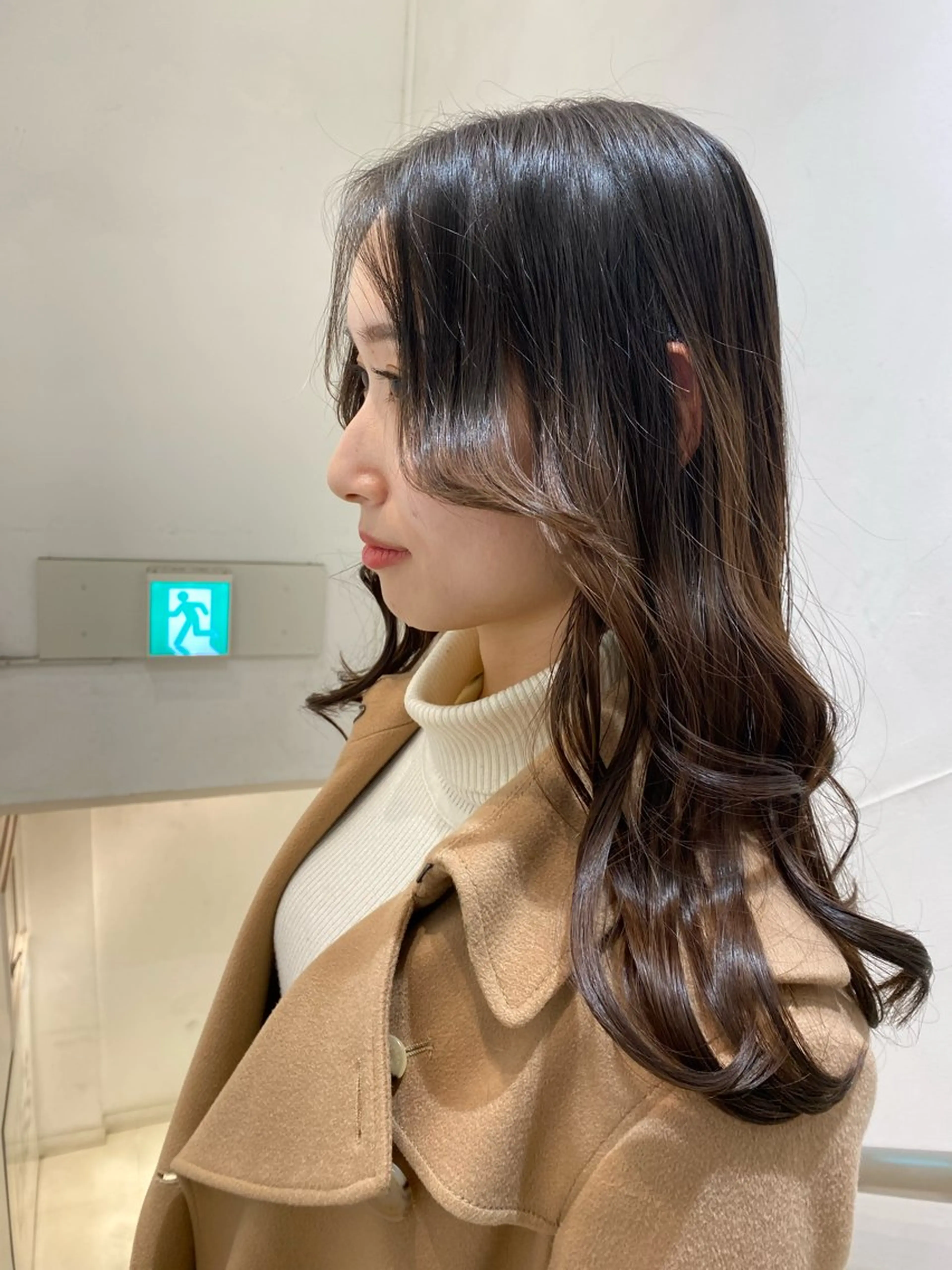 ロング 顔周りカット COVER HAIR&SPAbliss浦和西口店所属・✨くびれスタイル✨️ 戸嶋穂乃香のヘアスタイル